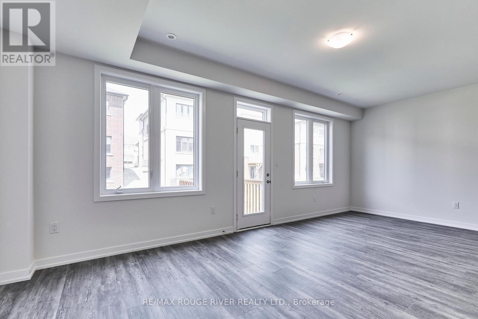 And Unit 86b - 86 Ziibi Way, Clarington (Newcastle), Ontario  L1B 0W5 - Photo 8 - E12341182