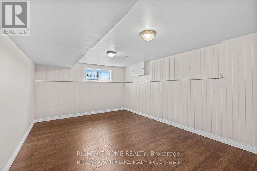2368 Mountland Drive, Peterborough West (Central), Ontario  K9K 1W4 - Photo 4 - X12341001