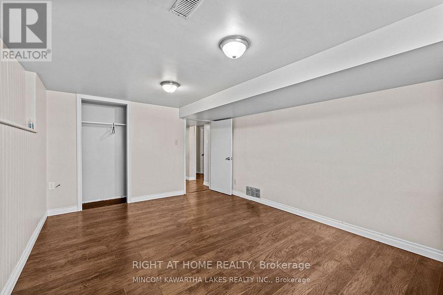 2368 Mountland Drive, Peterborough West (Central), Ontario  K9K 1W4 - Photo 5 - X12341001