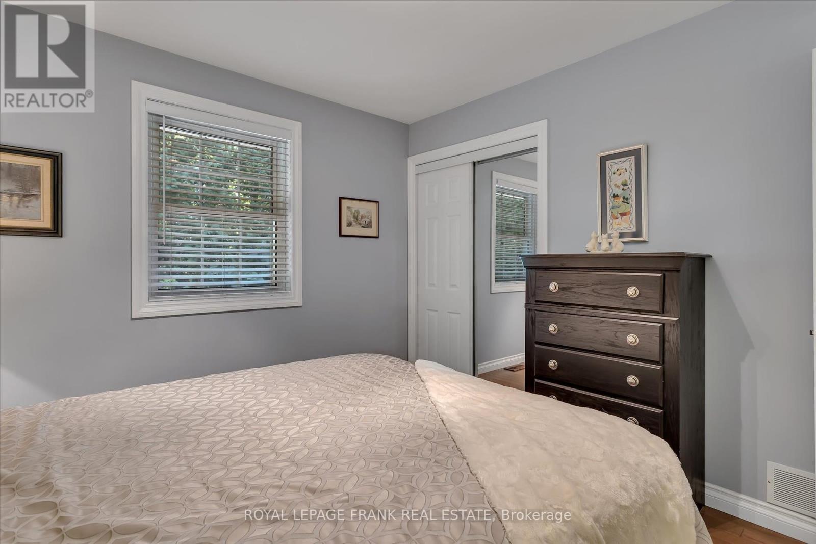 24 Deer Avenue, Cavan Monaghan (Cavan Twp), Ontario  L0A 1G0 - Photo 19 - X12341478