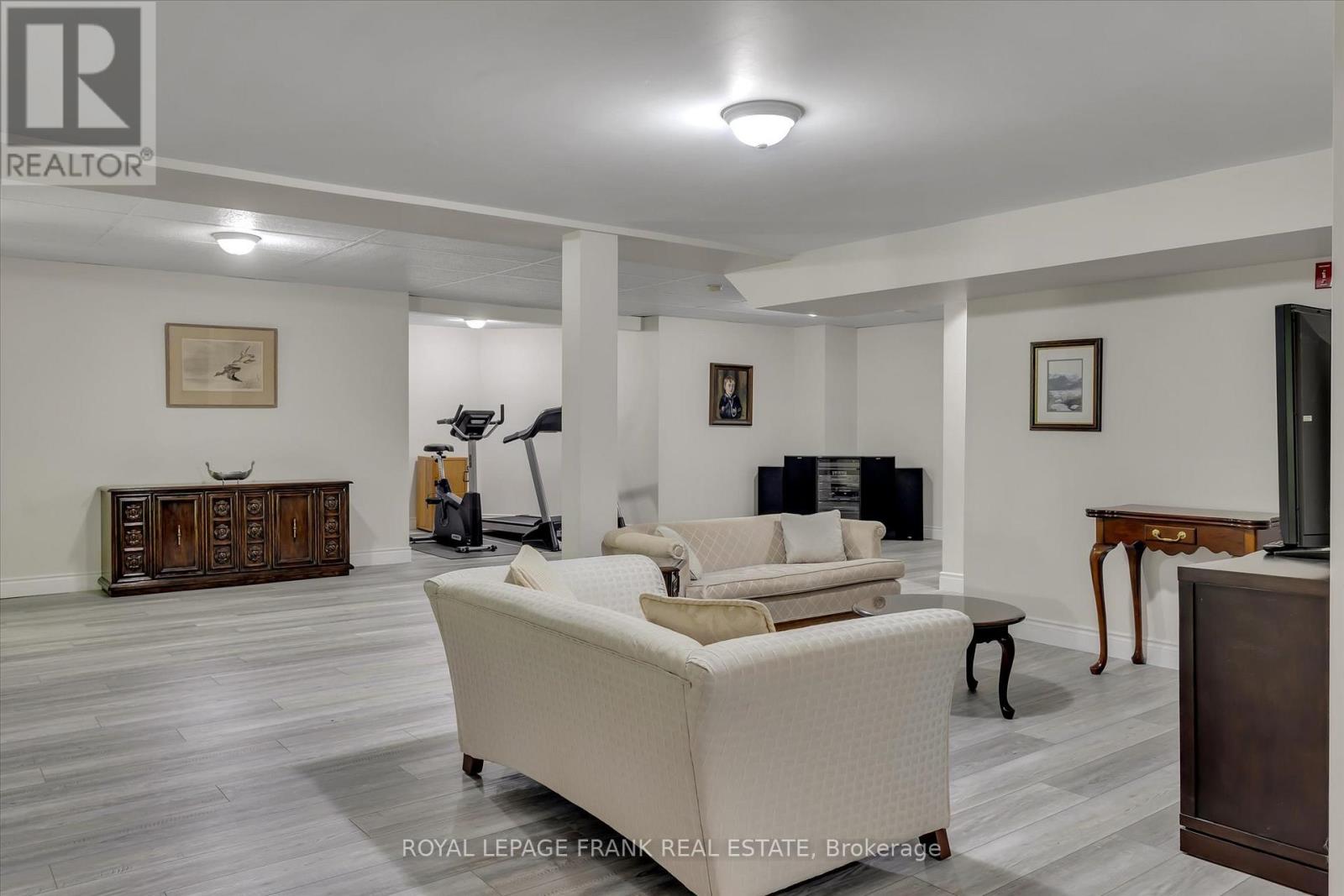 24 Deer Avenue, Cavan Monaghan (Cavan Twp), Ontario  L0A 1G0 - Photo 30 - X12341478