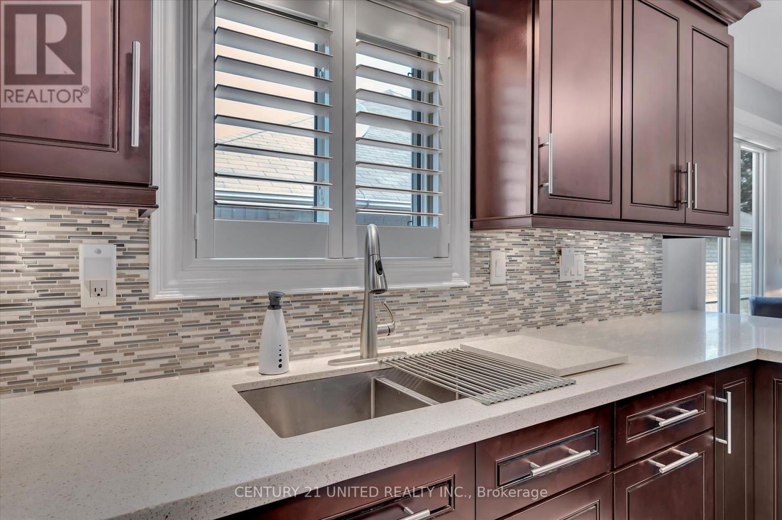 3033 Westridge Boulevard, Peterborough West (Central), Ontario  K9K 2K5 - Photo 15 - X12341484