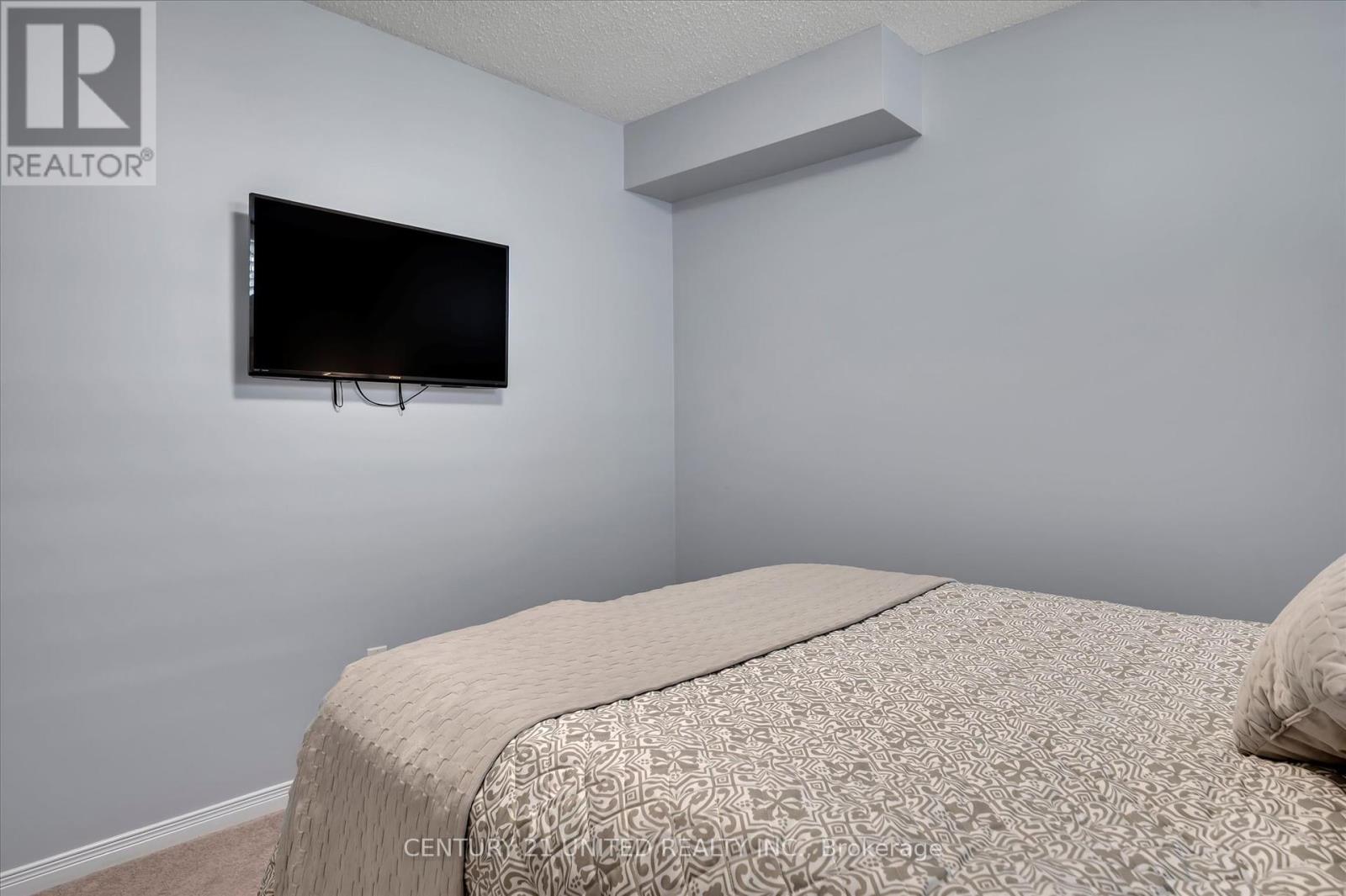 3033 Westridge Boulevard, Peterborough West (Central), Ontario  K9K 2K5 - Photo 40 - X12341484