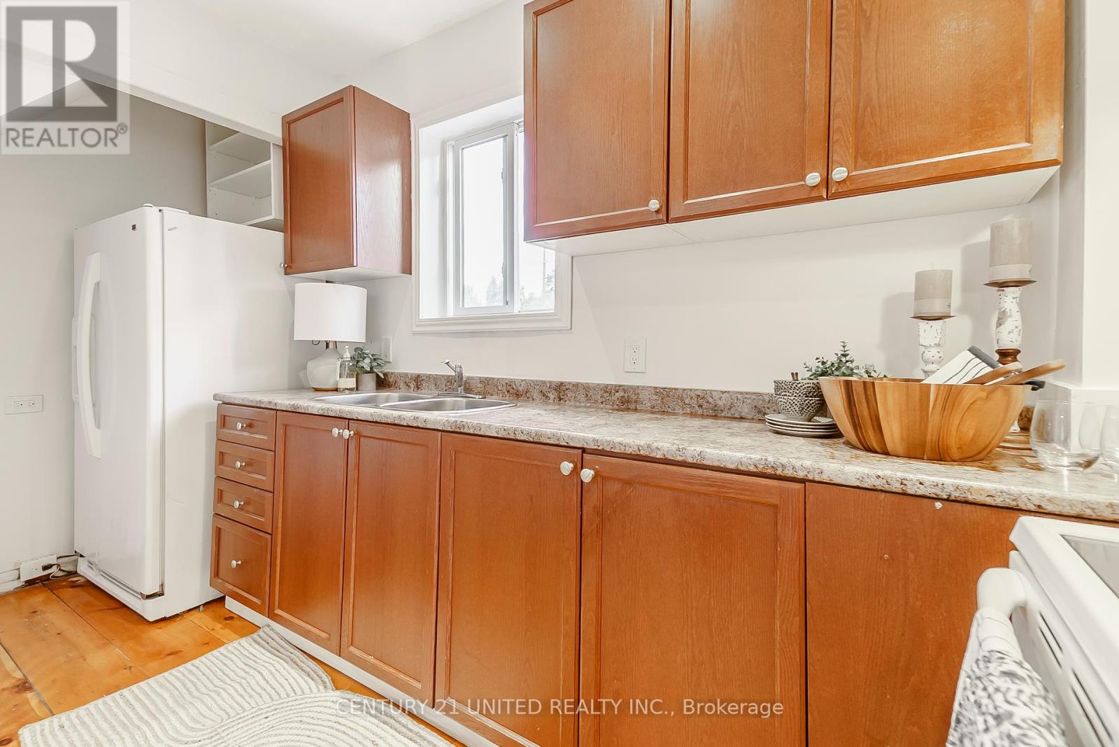 872 George Street N, Peterborough North (South), Ontario  K9H 3T7 - Photo 23 - X12341556