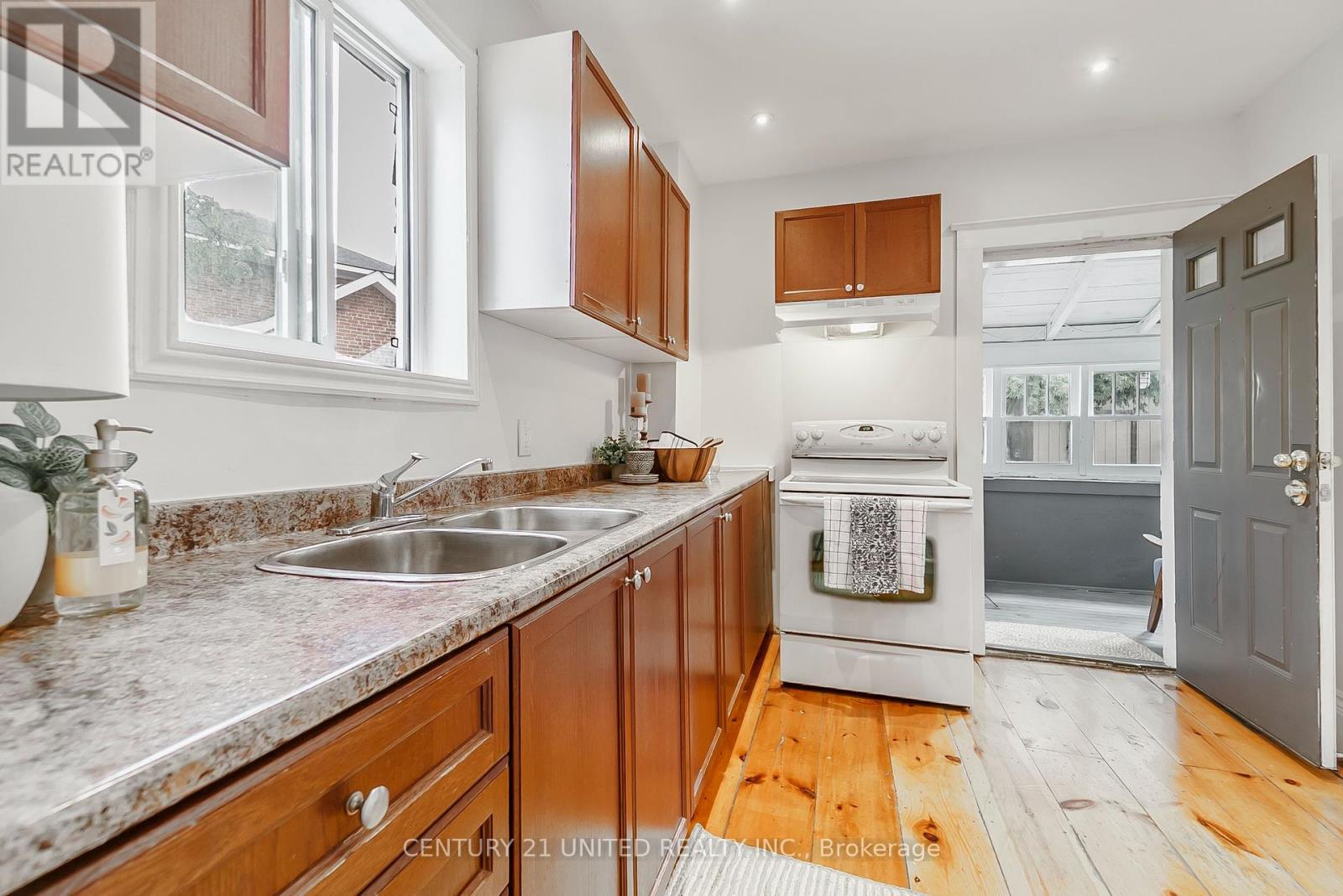 872 George Street N, Peterborough North (South), Ontario  K9H 3T7 - Photo 25 - X12341556