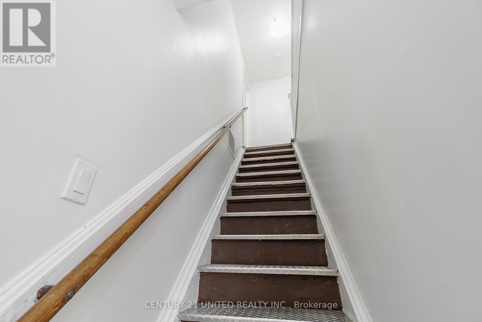 872 George Street N, Peterborough North (South), Ontario  K9H 3T7 - Photo 31 - X12341556