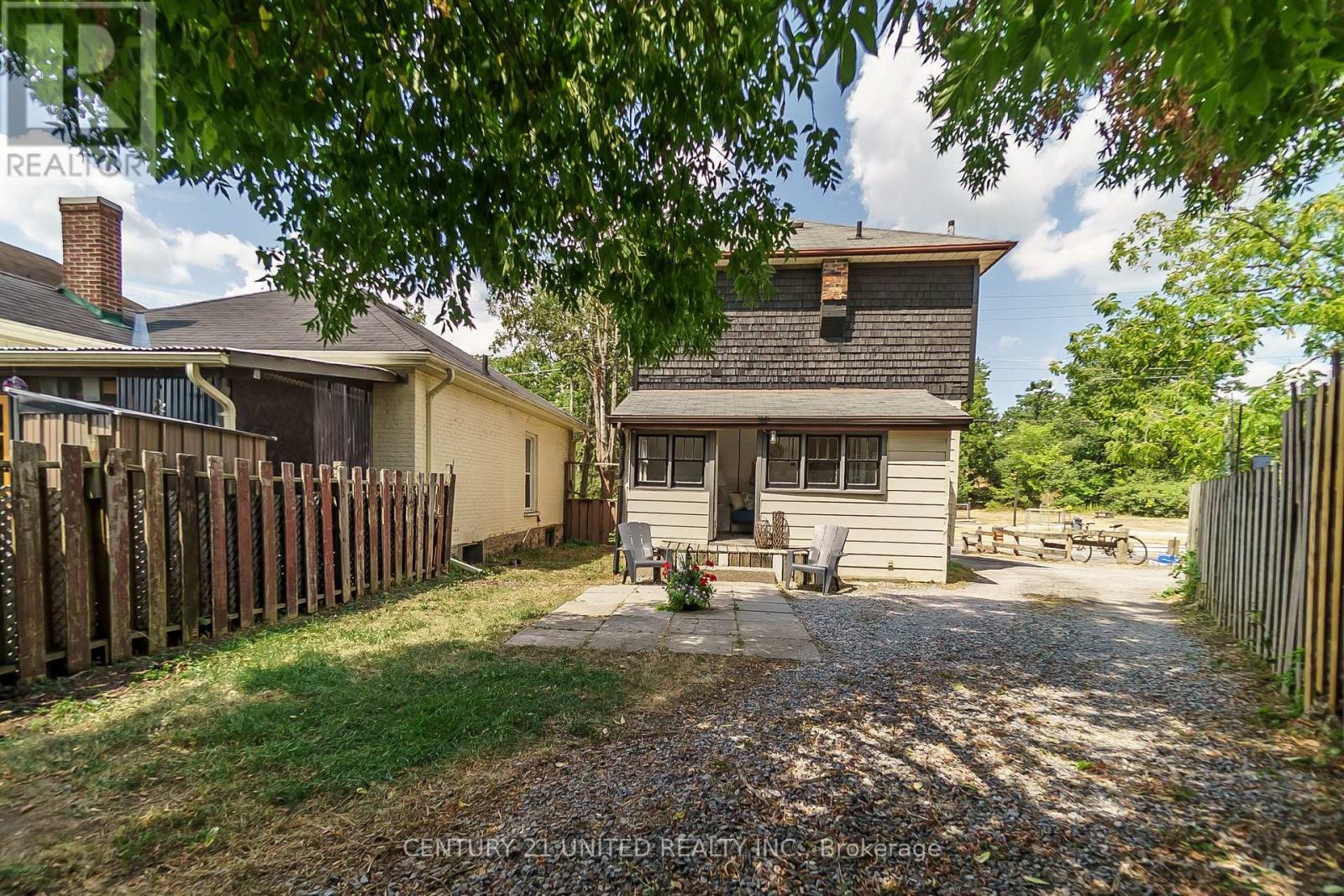 872 George Street N, Peterborough North (South), Ontario  K9H 3T7 - Photo 46 - X12341556