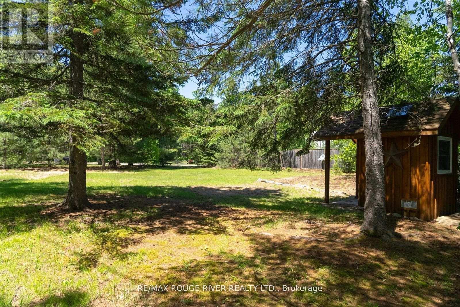 214b Centre Road, Hastings Highlands (Mcclure Ward), Ontario  K0L 2K0 - Photo 23 - X12341653