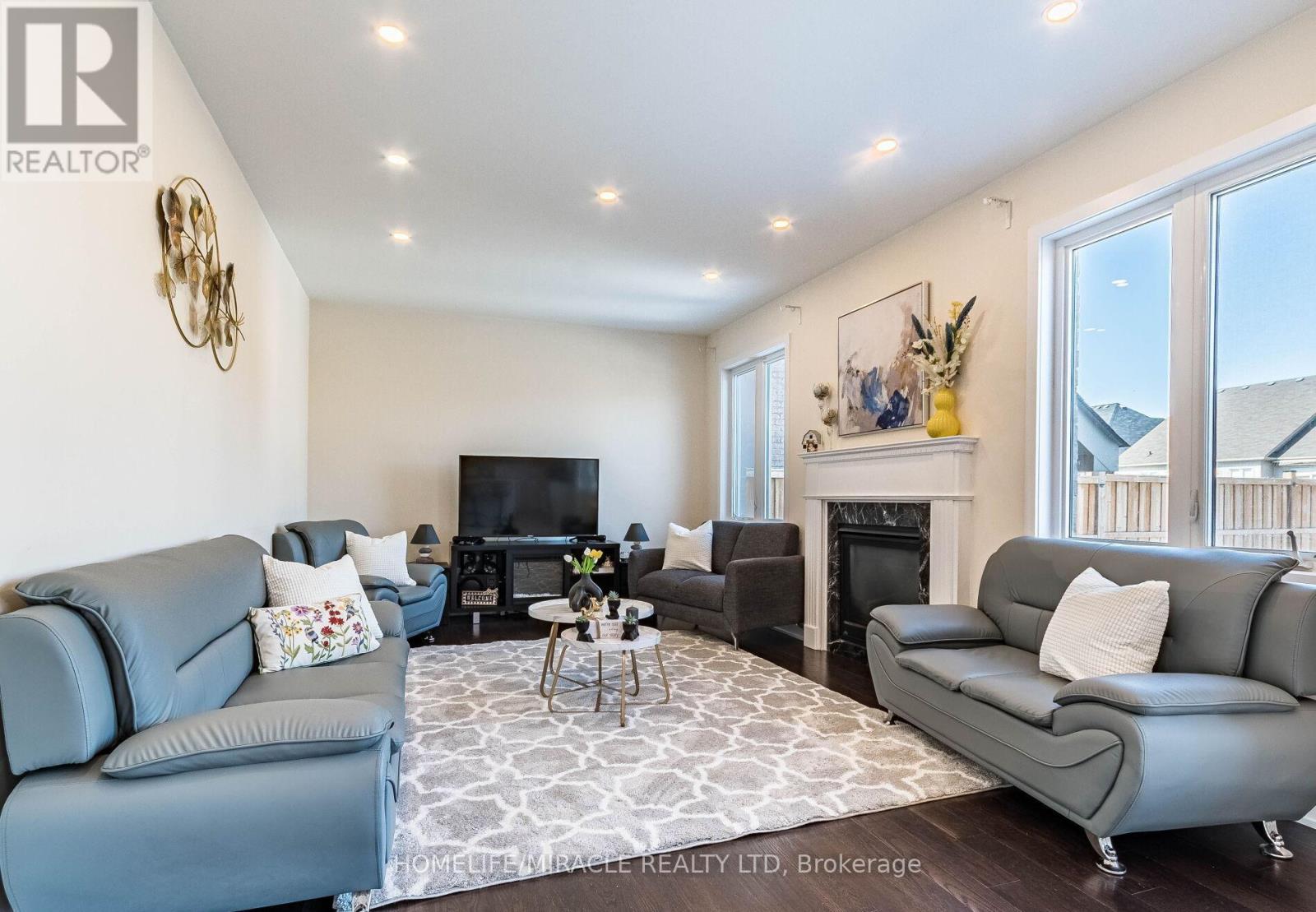 10 Buckles Court, Clarington (Newcastle), Ontario  L1B 0L1 - Photo 15 - E12341435
