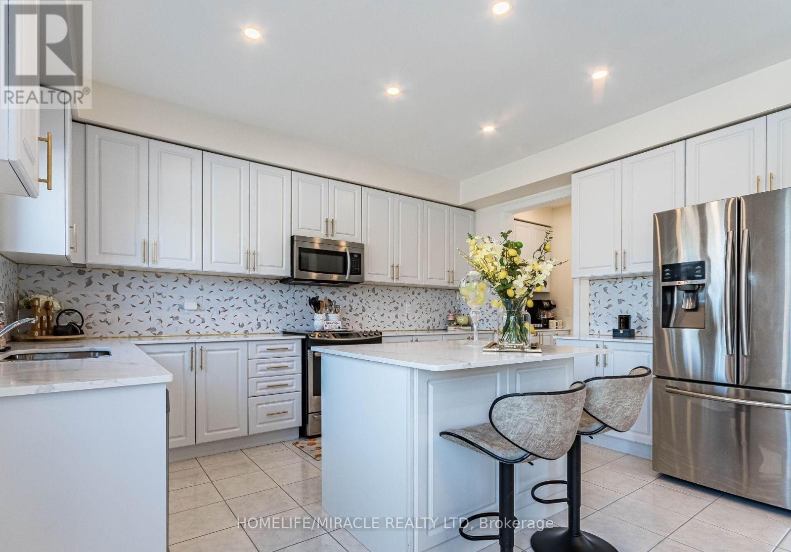 10 Buckles Court, Clarington (Newcastle), Ontario  L1B 0L1 - Photo 20 - E12341435