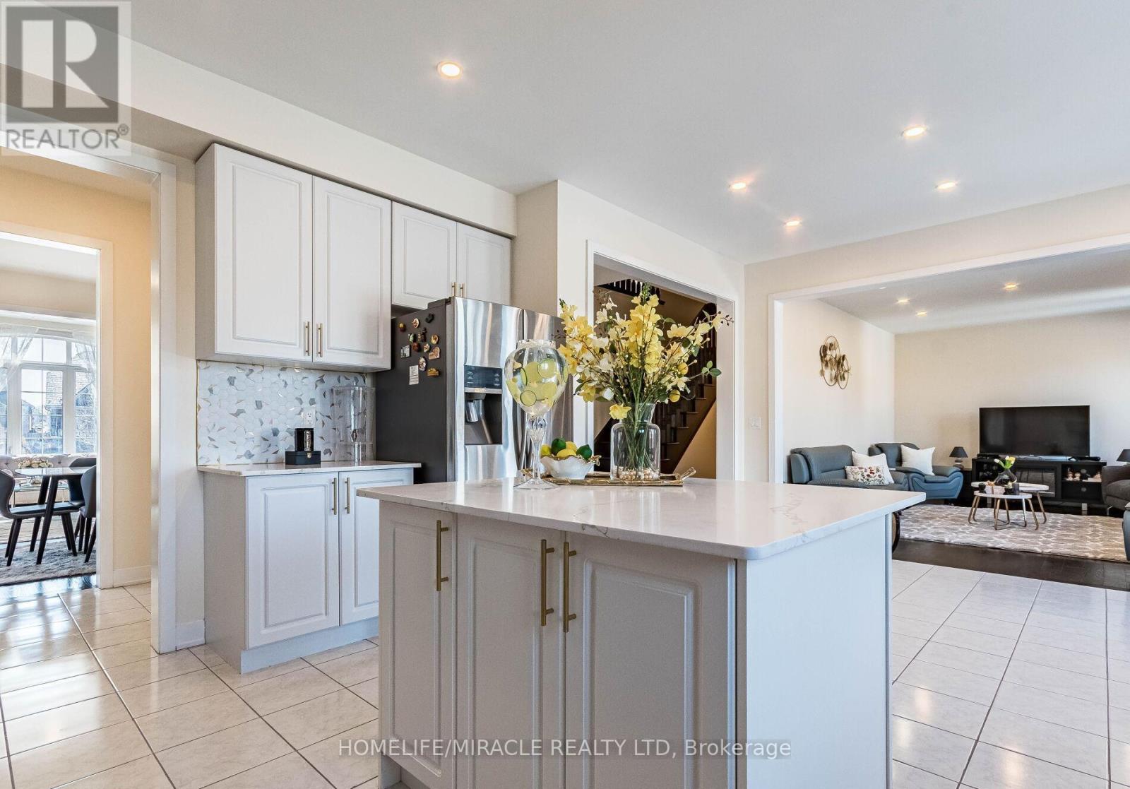 10 Buckles Court, Clarington (Newcastle), Ontario  L1B 0L1 - Photo 21 - E12341435