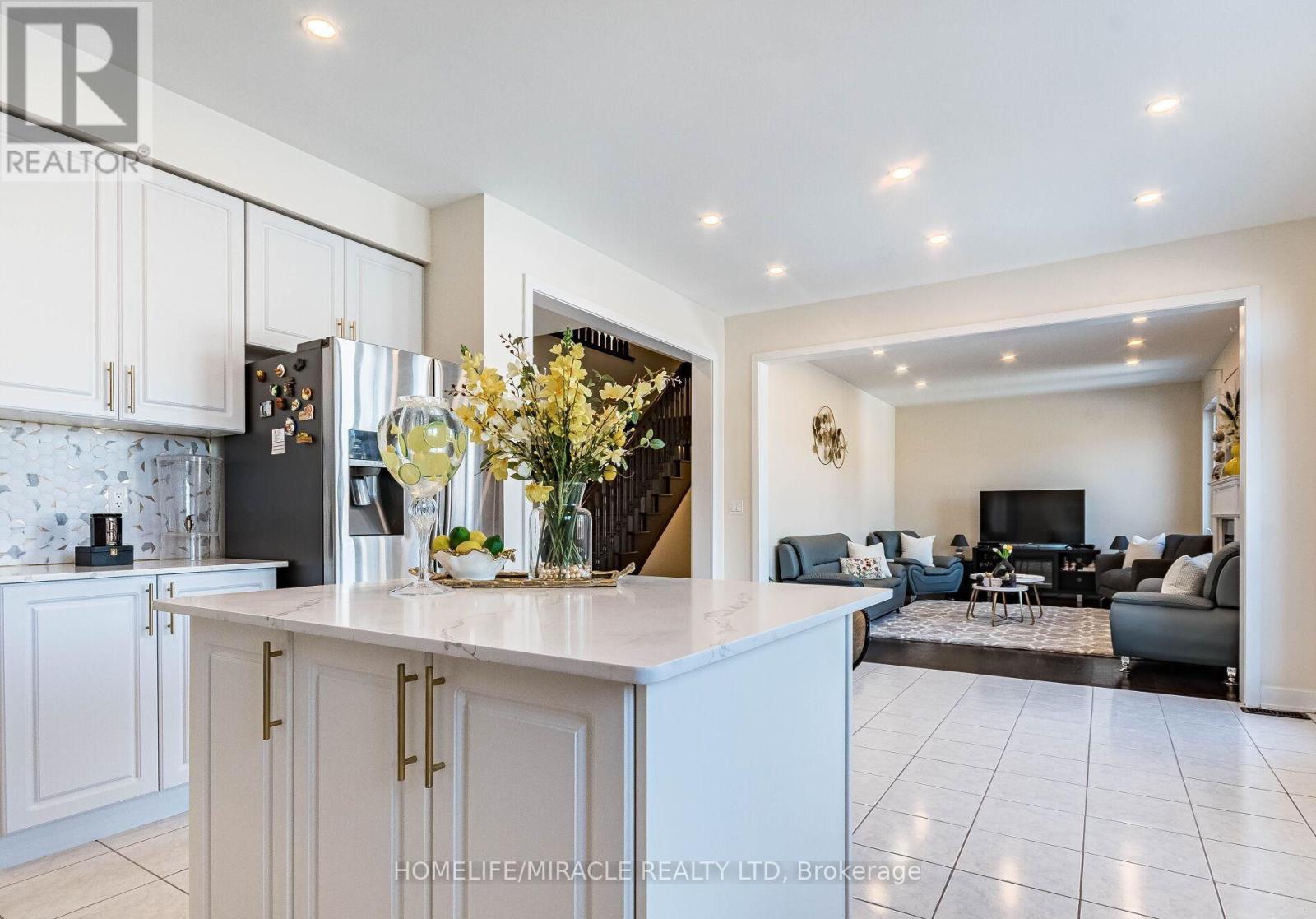 10 Buckles Court, Clarington (Newcastle), Ontario  L1B 0L1 - Photo 24 - E12341435