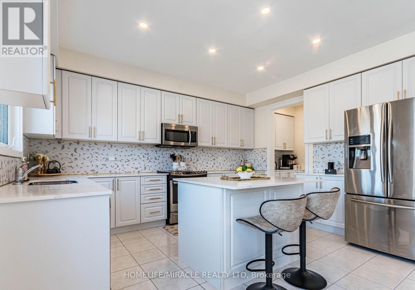 10 Buckles Court, Clarington (Newcastle), Ontario  L1B 0L1 - Photo 26 - E12341435