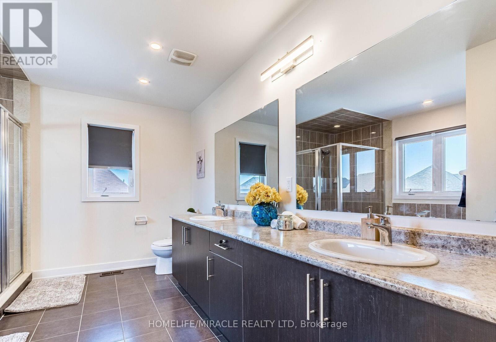 10 Buckles Court, Clarington (Newcastle), Ontario  L1B 0L1 - Photo 39 - E12341435