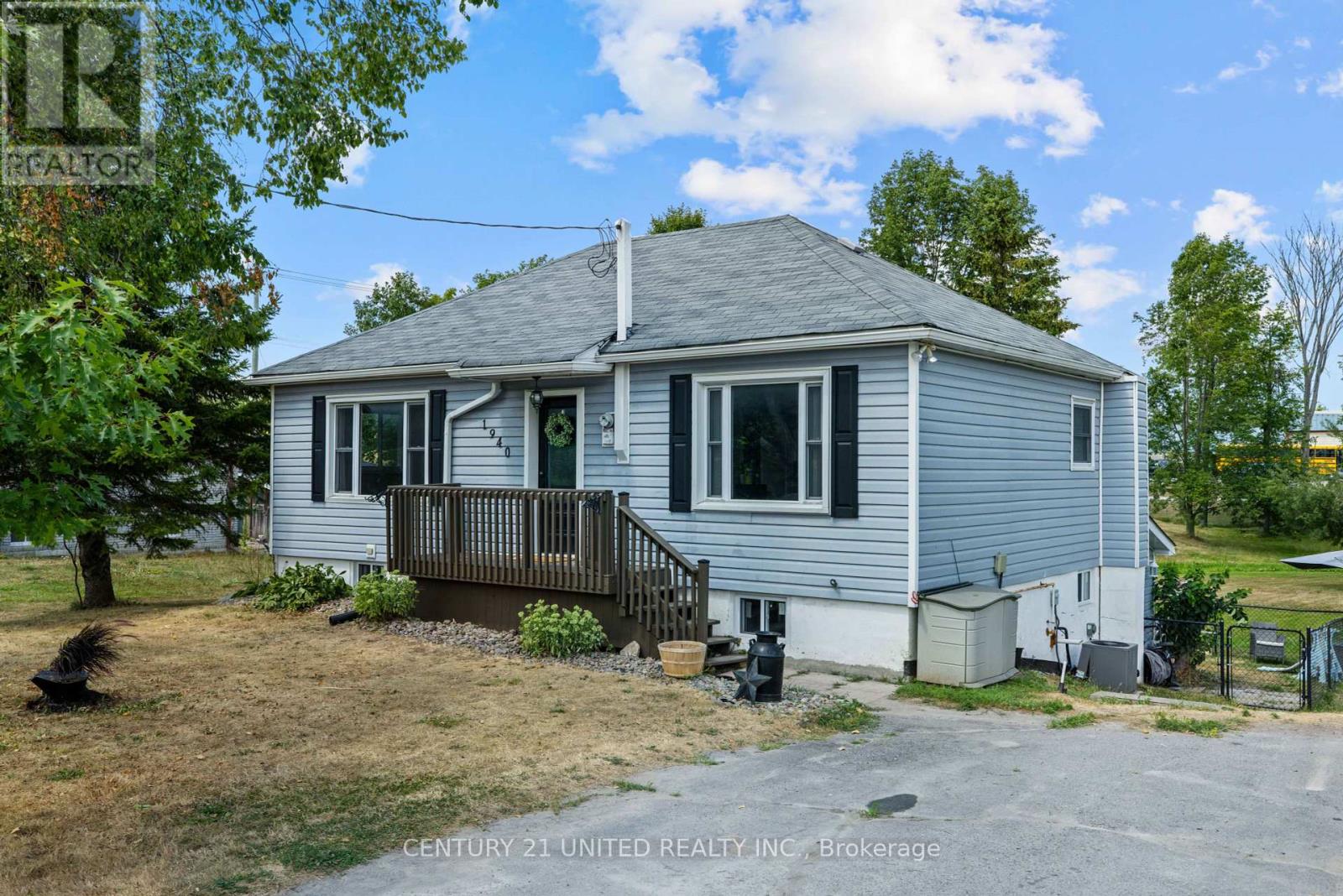 1940 8th Line, Selwyn, Ontario  K0L 2H0 - Photo 2 - X12342045