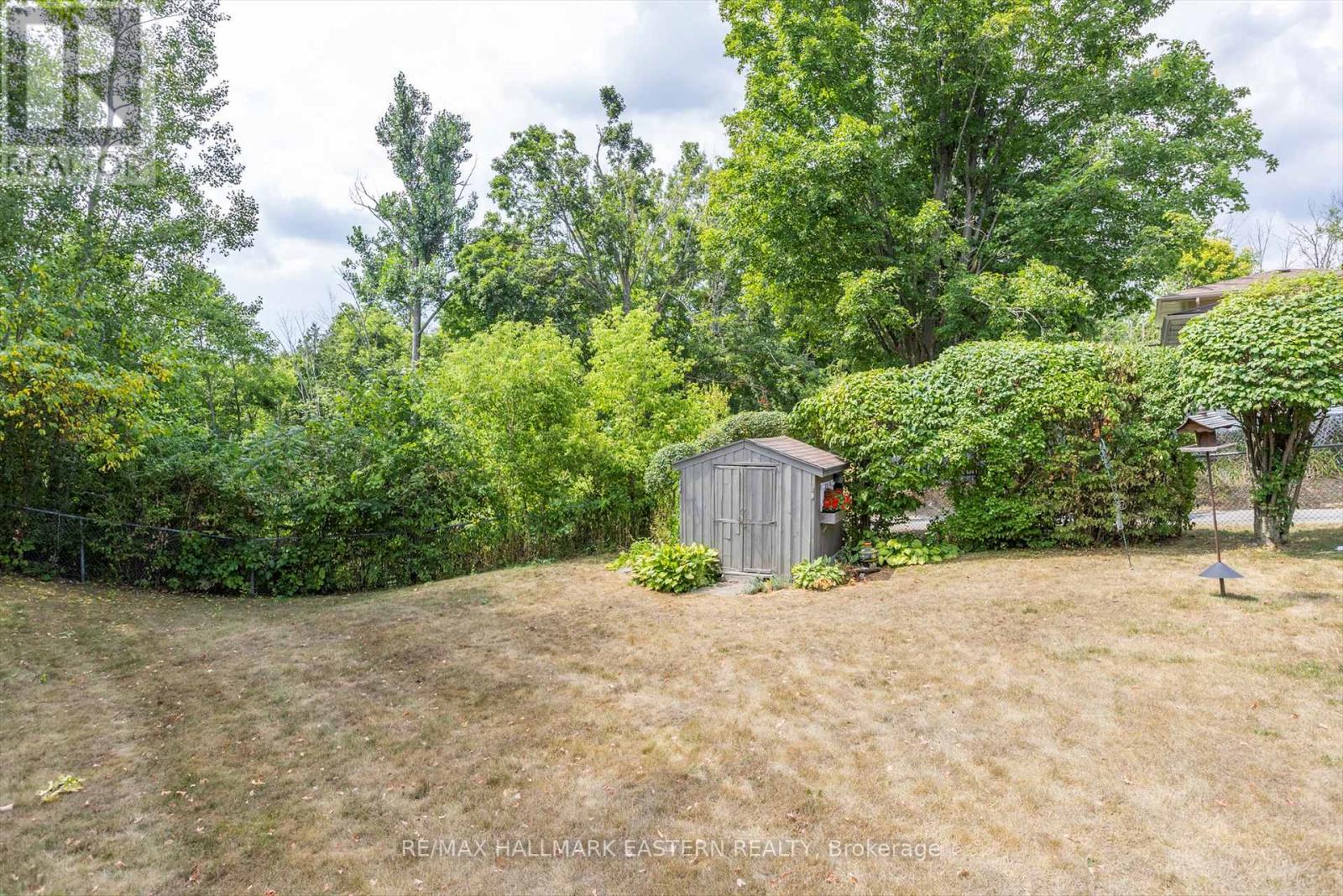 33 Parkview Drive, Peterborough North (South), Ontario  K9H 5M5 - Photo 27 - X12342054