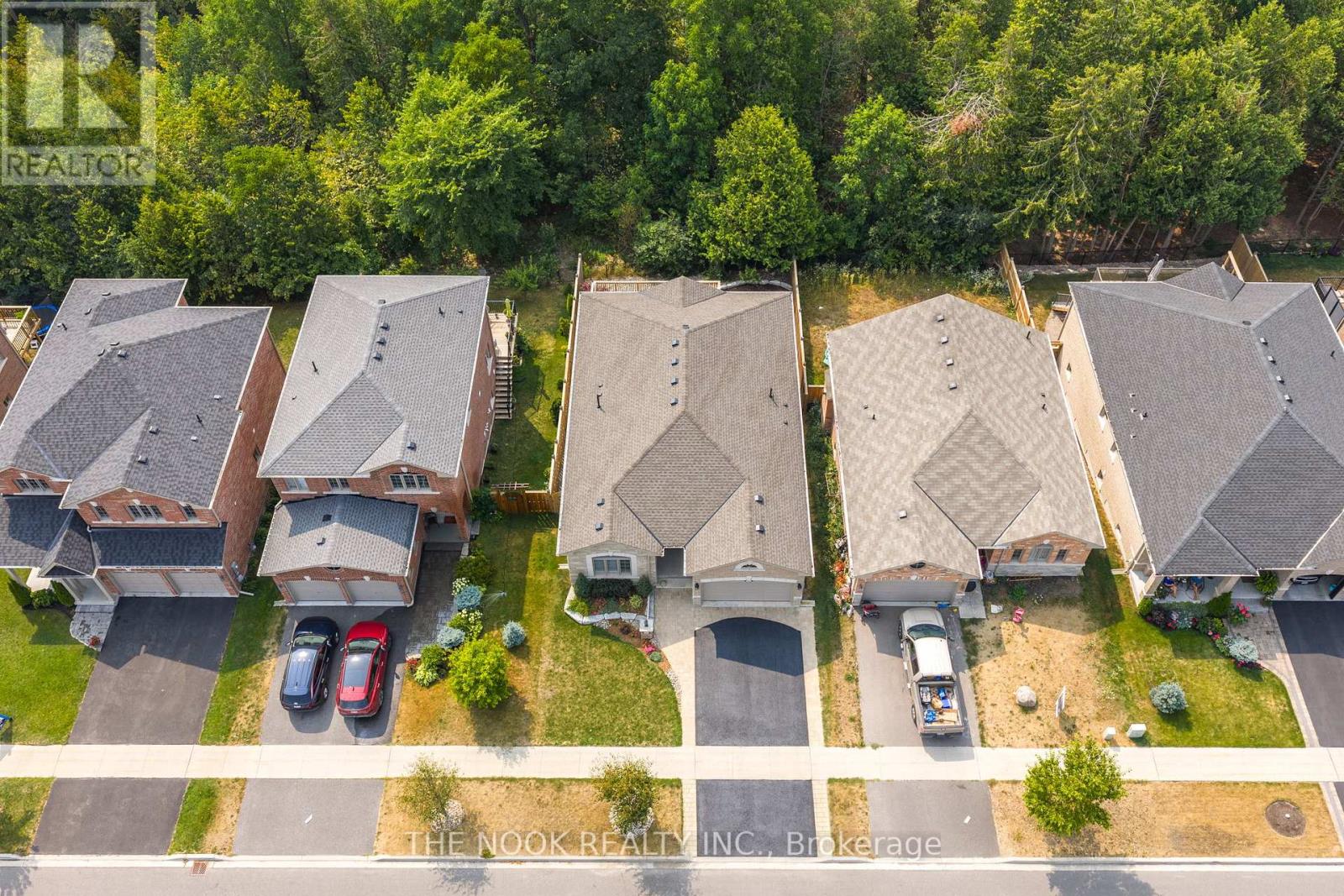 145 SPRINGDALE DRIVE, kawartha lakes (lindsay), Ontario