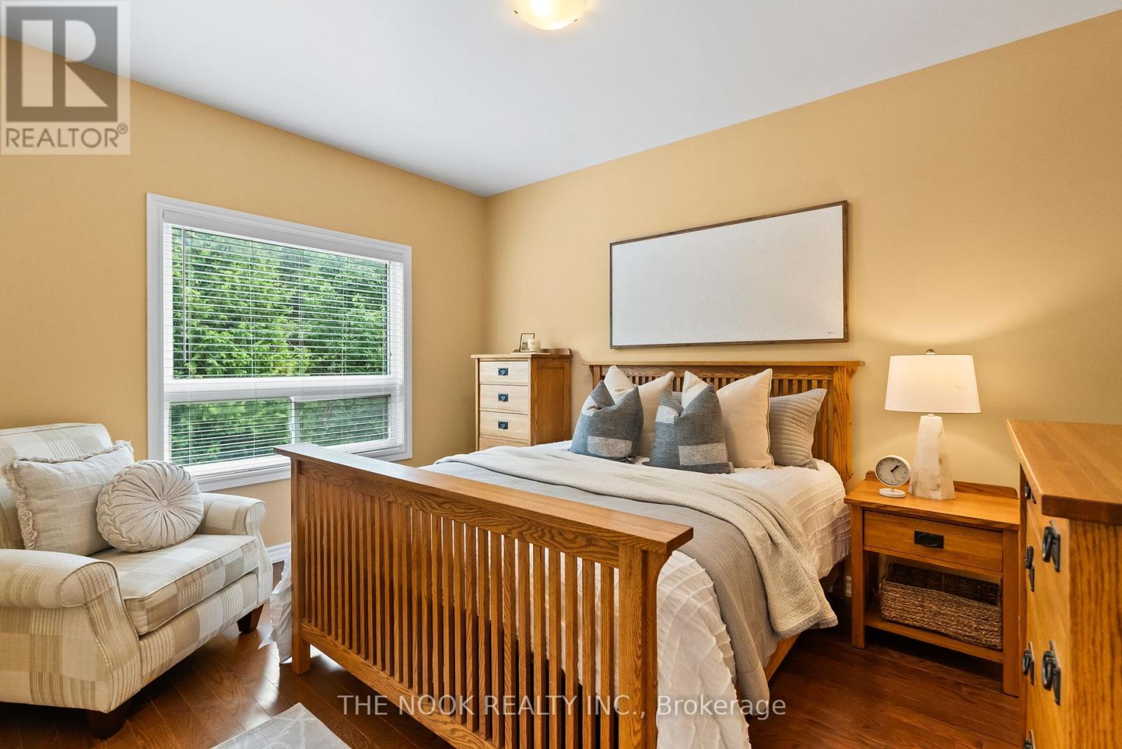 145 Springdale Drive, Kawartha Lakes (Lindsay), Ontario  K9V 0N1 - Photo 22 - X12342439