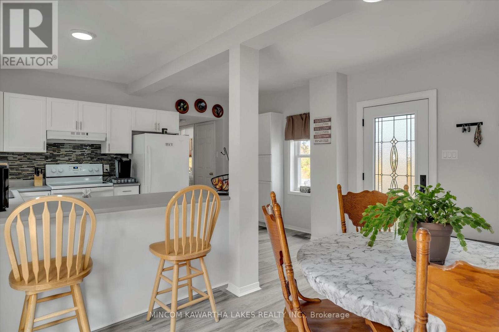 2466 Queen Mary Street, Cavan Monaghan (Cavan Twp), Ontario  L0A 1C0 - Photo 13 - X12342492