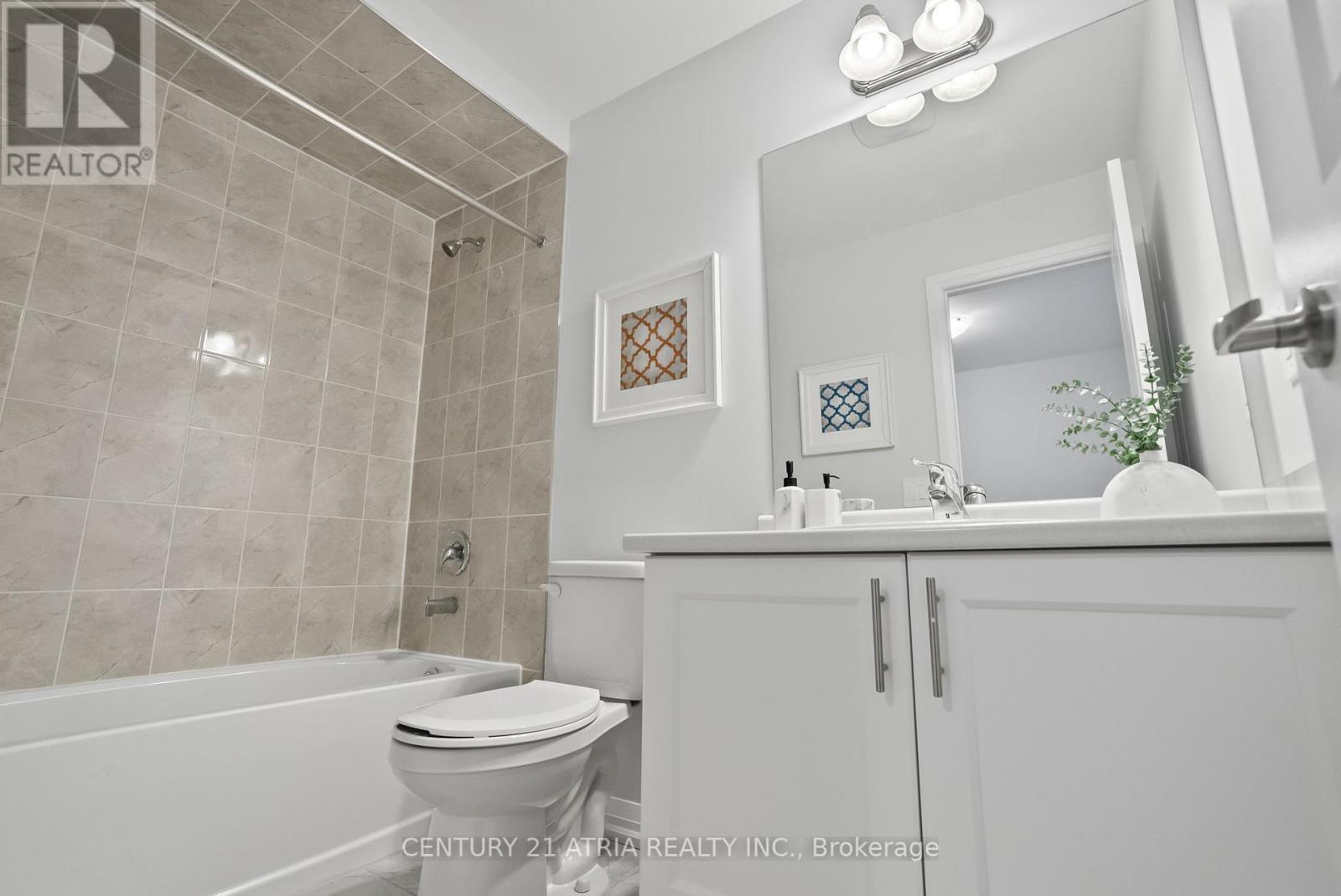 140 Corley Street, Kawartha Lakes (Lindsay), Ontario  K9V 0R4 - Photo 27 - X12342511