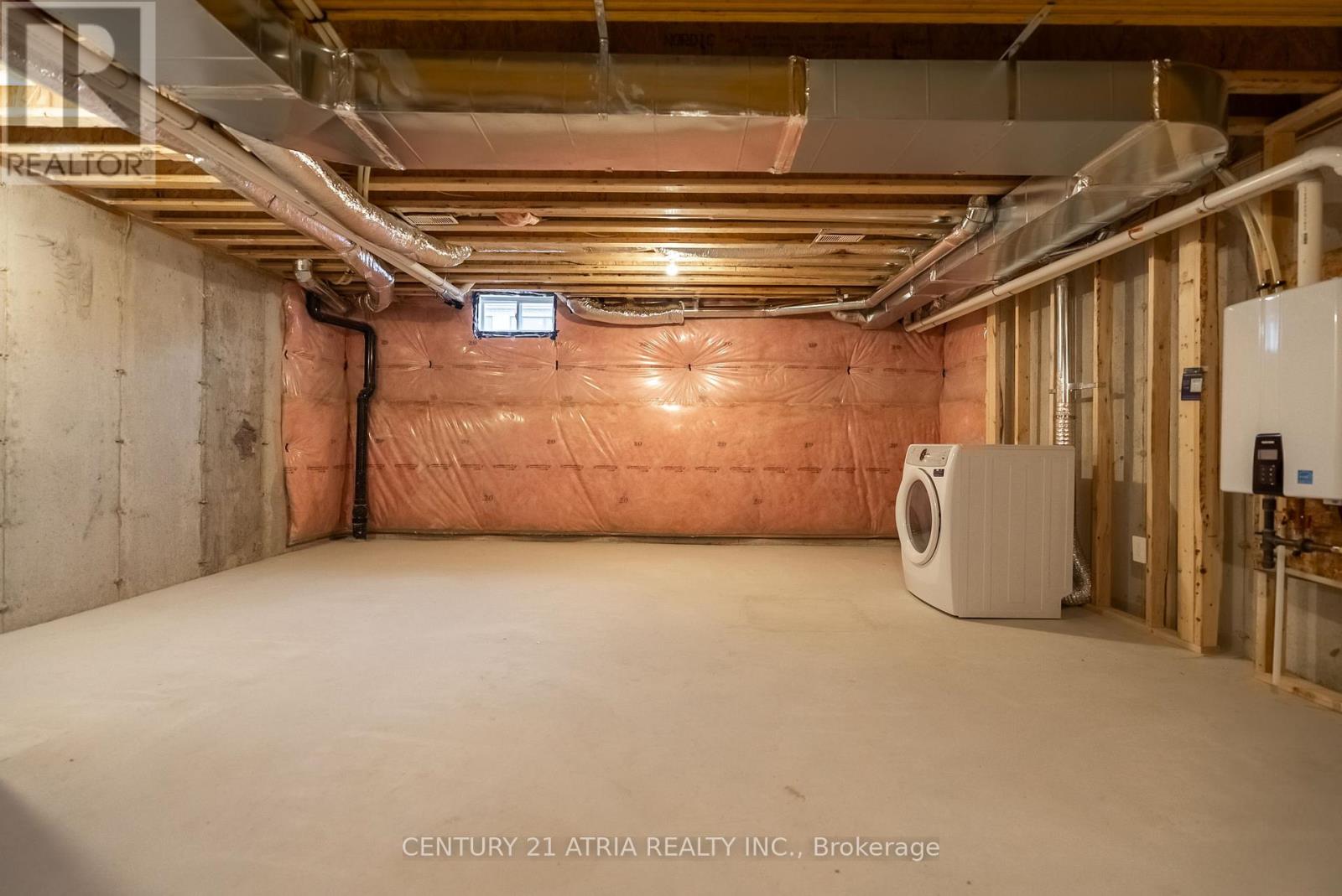 140 Corley Street, Kawartha Lakes (Lindsay), Ontario  K9V 0R4 - Photo 39 - X12342511