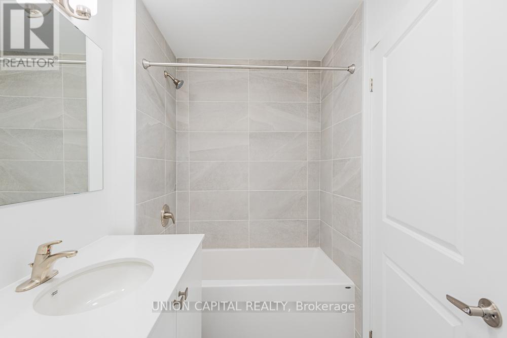 203 - 19 West St N Street, Kawartha Lakes (Fenelon Falls), Ontario  K9V 1C4 - Photo 11 - X12342566