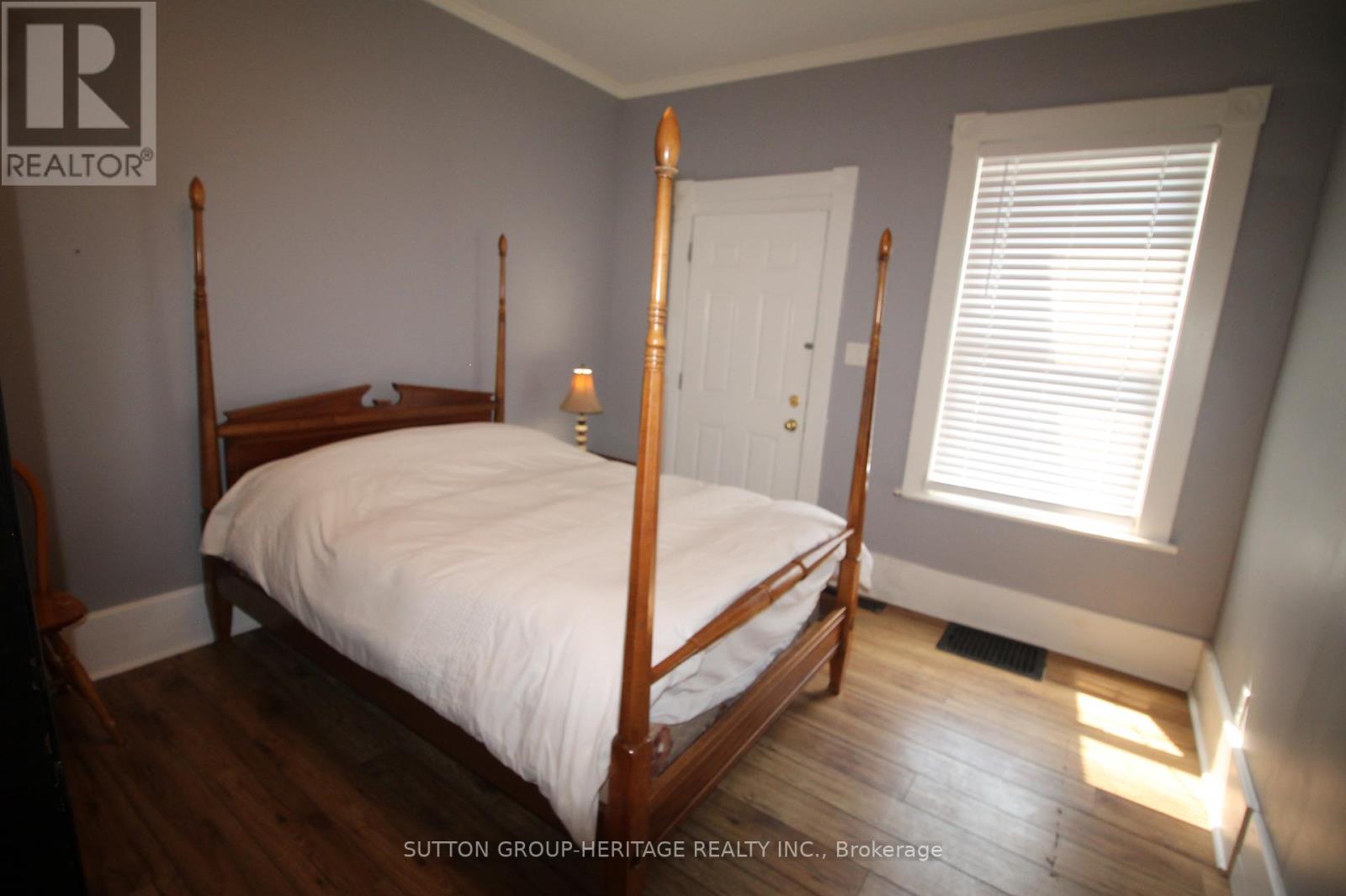 260 Stewart Street, Peterborough Central (North), Ontario  K9J 3M9 - Photo 10 - X12343106