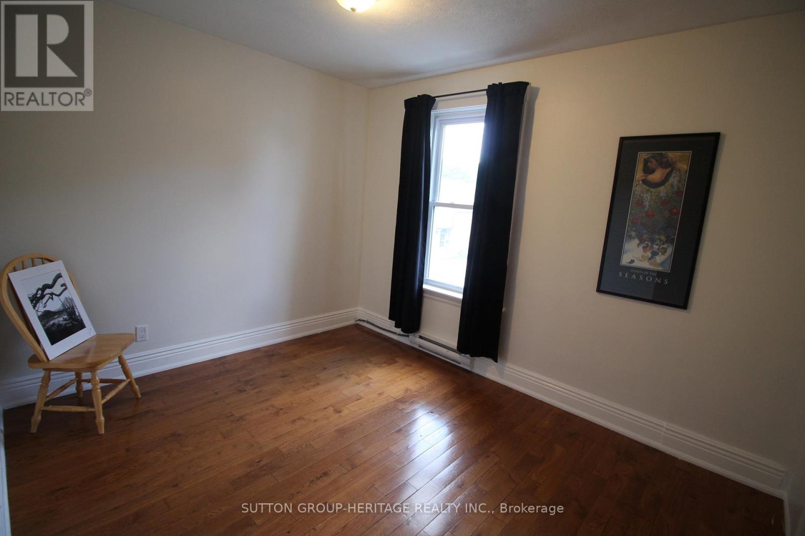 260 Stewart Street, Peterborough Central (North), Ontario  K9J 3M9 - Photo 12 - X12343106