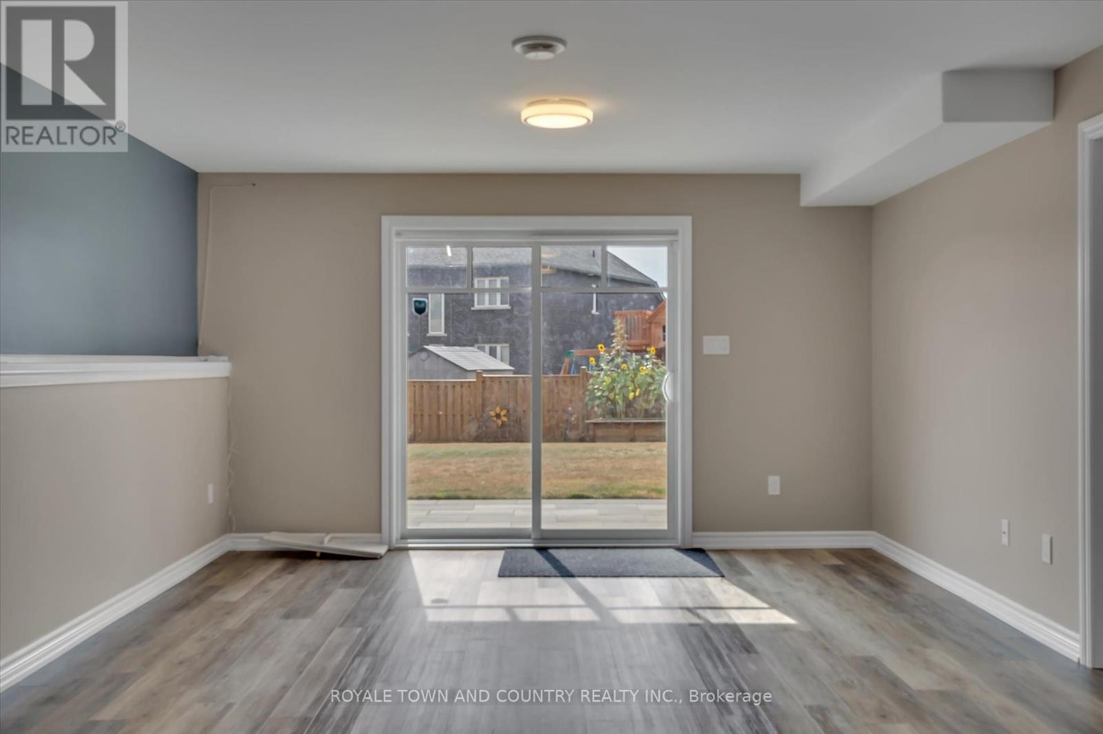 239 St.peter Street, Kawartha Lakes (Lindsay), Ontario  K9V 5E3 - Photo 25 - X12343630