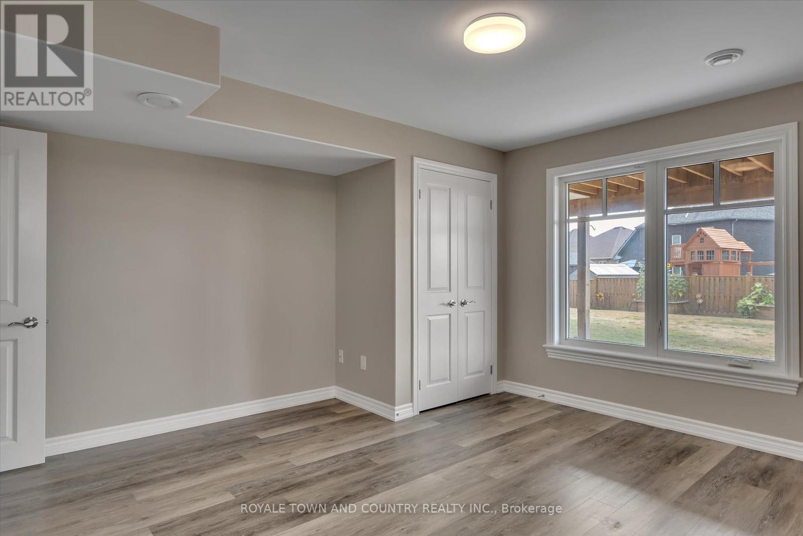 239 St.peter Street, Kawartha Lakes (Lindsay), Ontario  K9V 5E3 - Photo 33 - X12343630