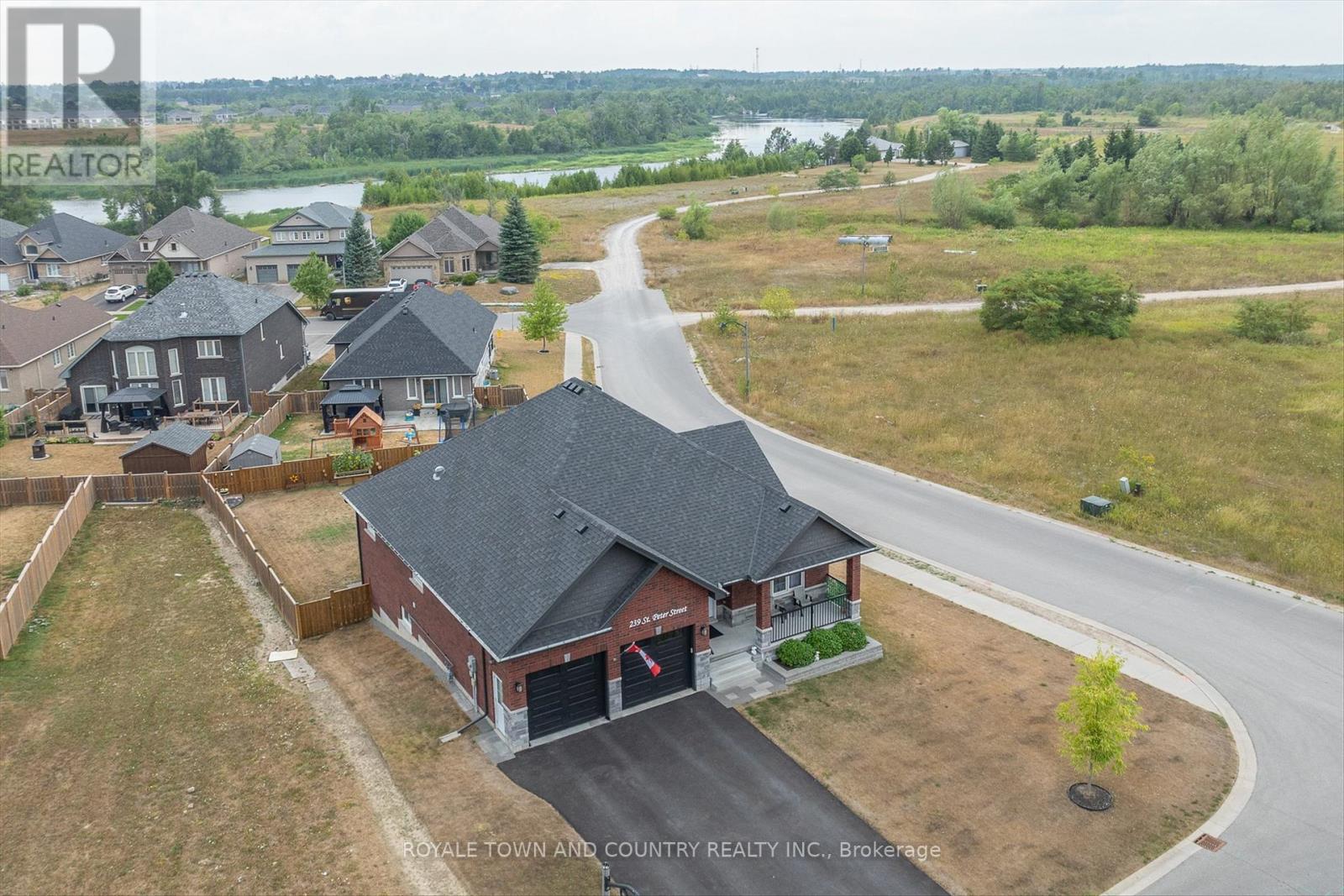 239 St.peter Street, Kawartha Lakes (Lindsay), Ontario  K9V 5E3 - Photo 49 - X12343630