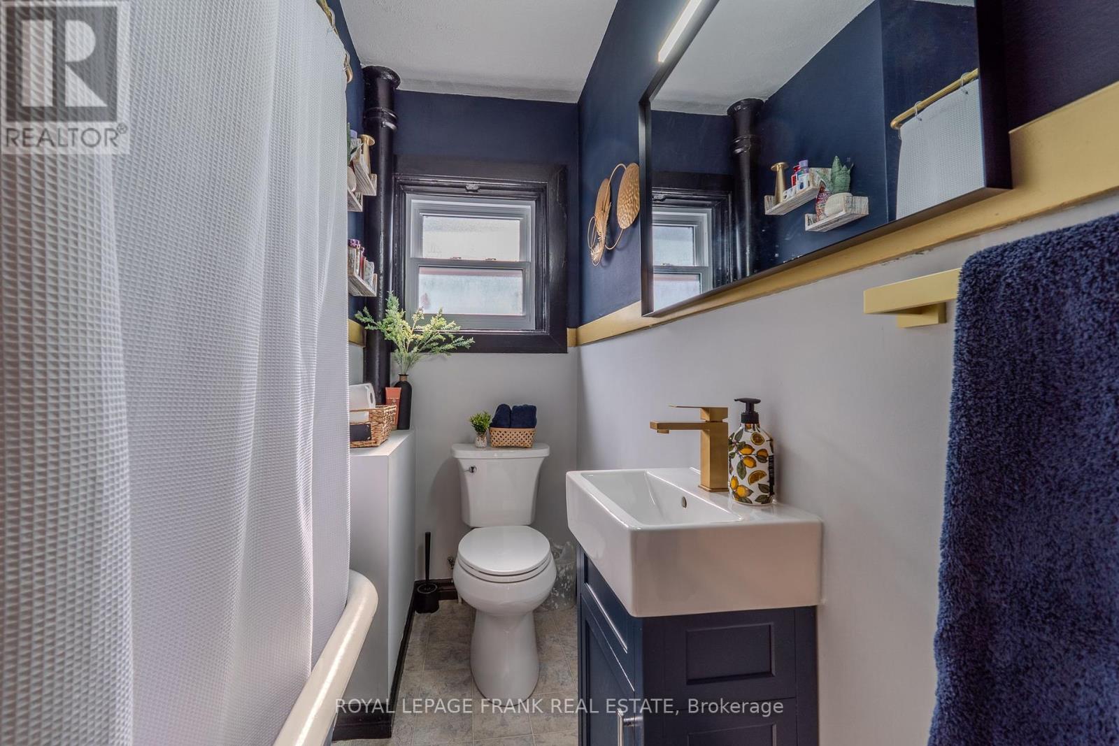 69 Peel Street, Kawartha Lakes (Lindsay), Ontario  K9V 3M5 - Photo 32 - X12343864