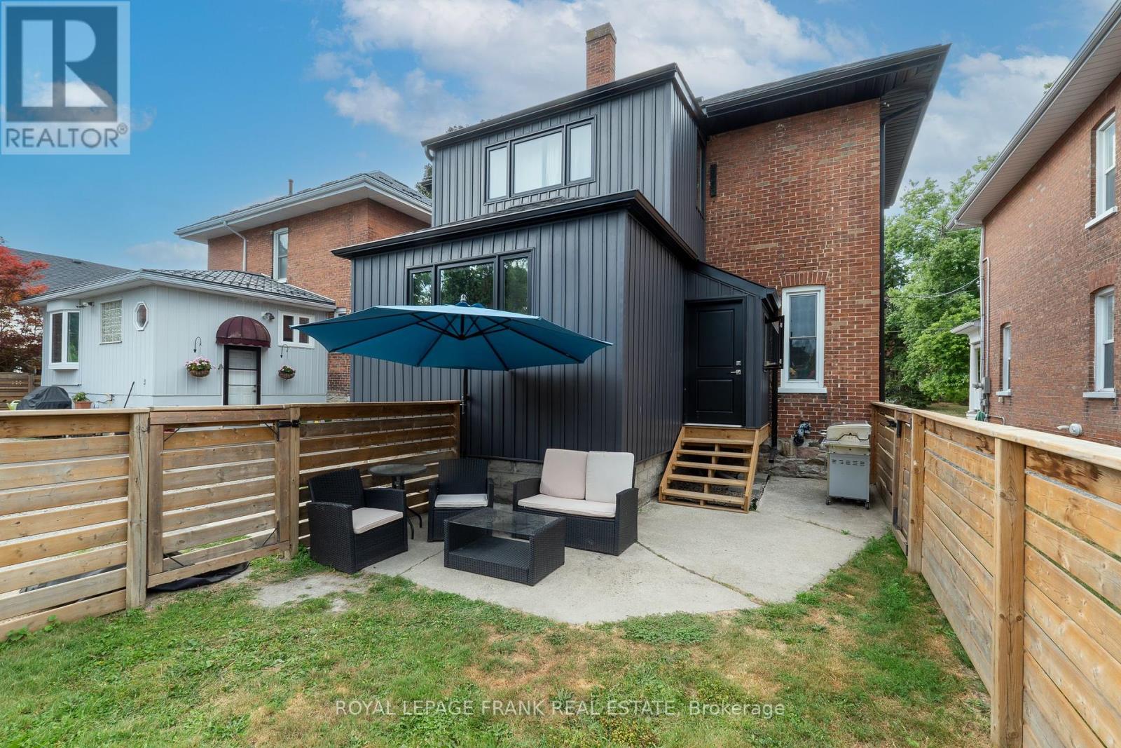 69 Peel Street, Kawartha Lakes (Lindsay), Ontario  K9V 3M5 - Photo 33 - X12343864