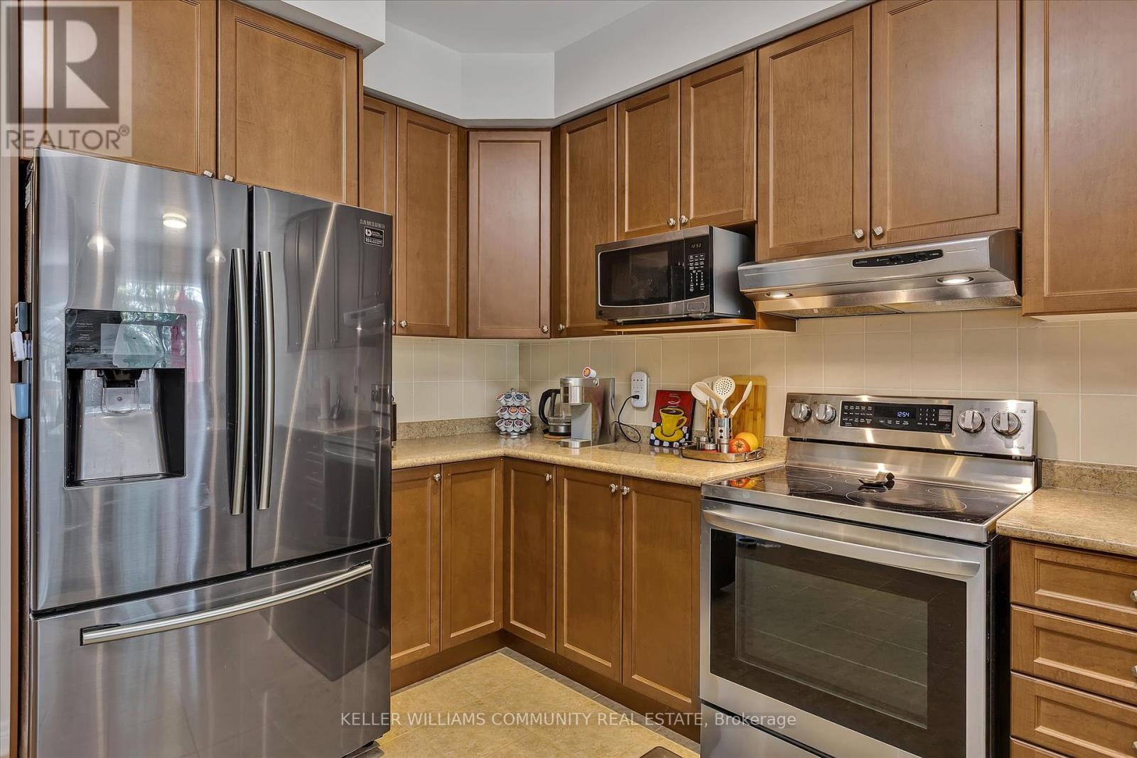 238 Lorne Court, Selwyn, Ontario  K9L 0A1 - Photo 18 - X12343886