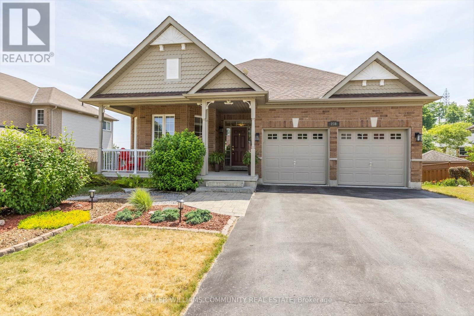 238 Lorne Court, Selwyn, Ontario  K9L 0A1 - Photo 4 - X12343886