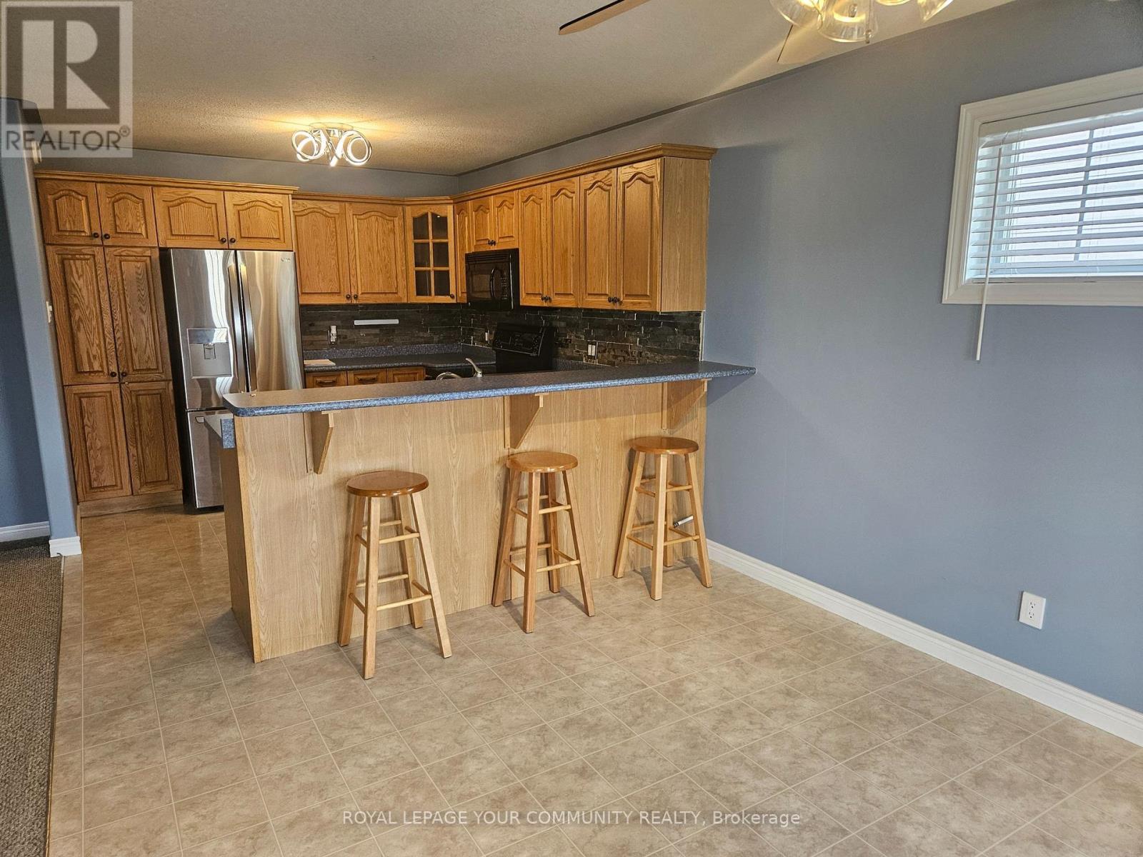 1615 Ravenwood Drive, Peterborough West (North), Ontario  K9K 2P8 - Photo 2 - X12343711