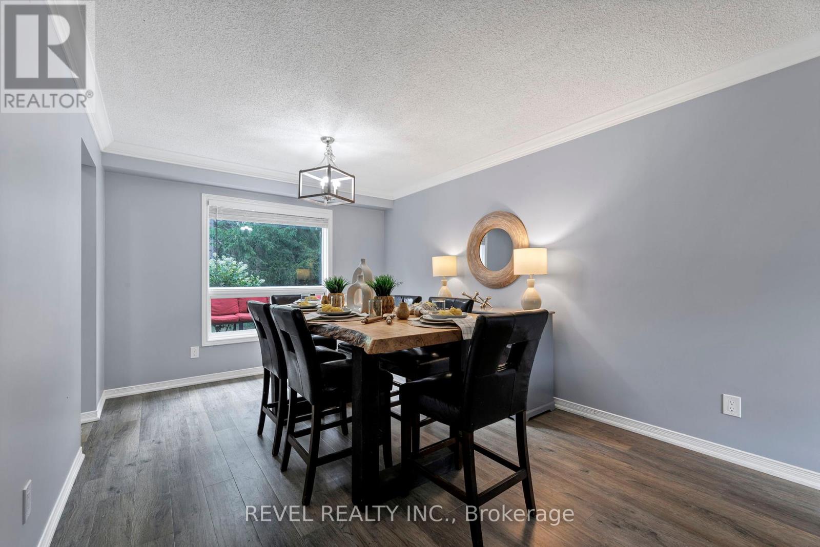 46 Royal Estate Drive, Kawartha Lakes (Pontypool), Ontario  L0A 1K0 - Photo 12 - X12343983