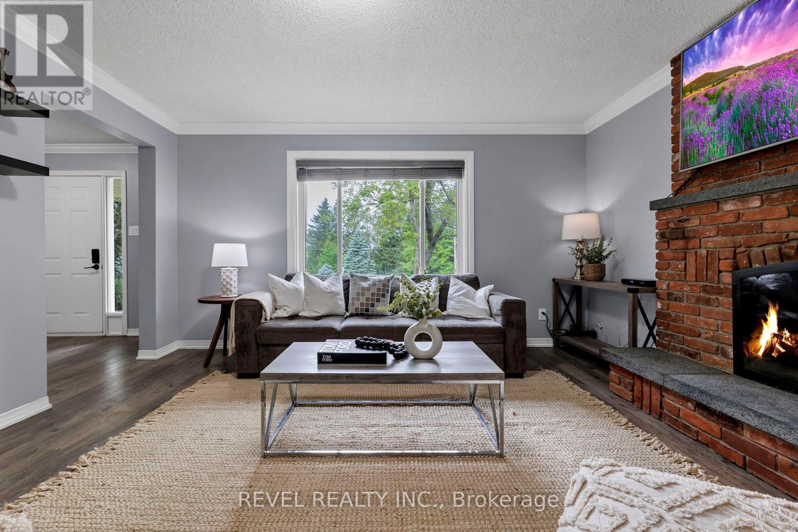 46 Royal Estate Drive, Kawartha Lakes (Pontypool), Ontario  L0A 1K0 - Photo 19 - X12343983