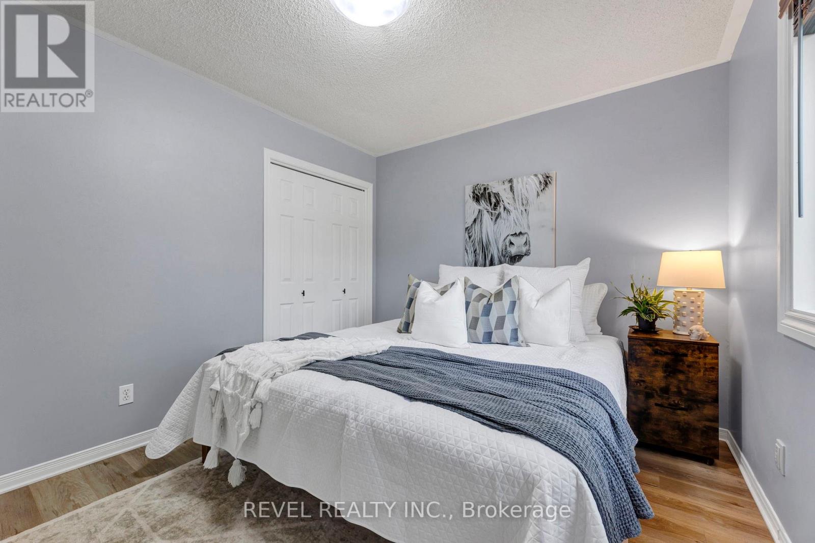 46 Royal Estate Drive, Kawartha Lakes (Pontypool), Ontario  L0A 1K0 - Photo 32 - X12343983