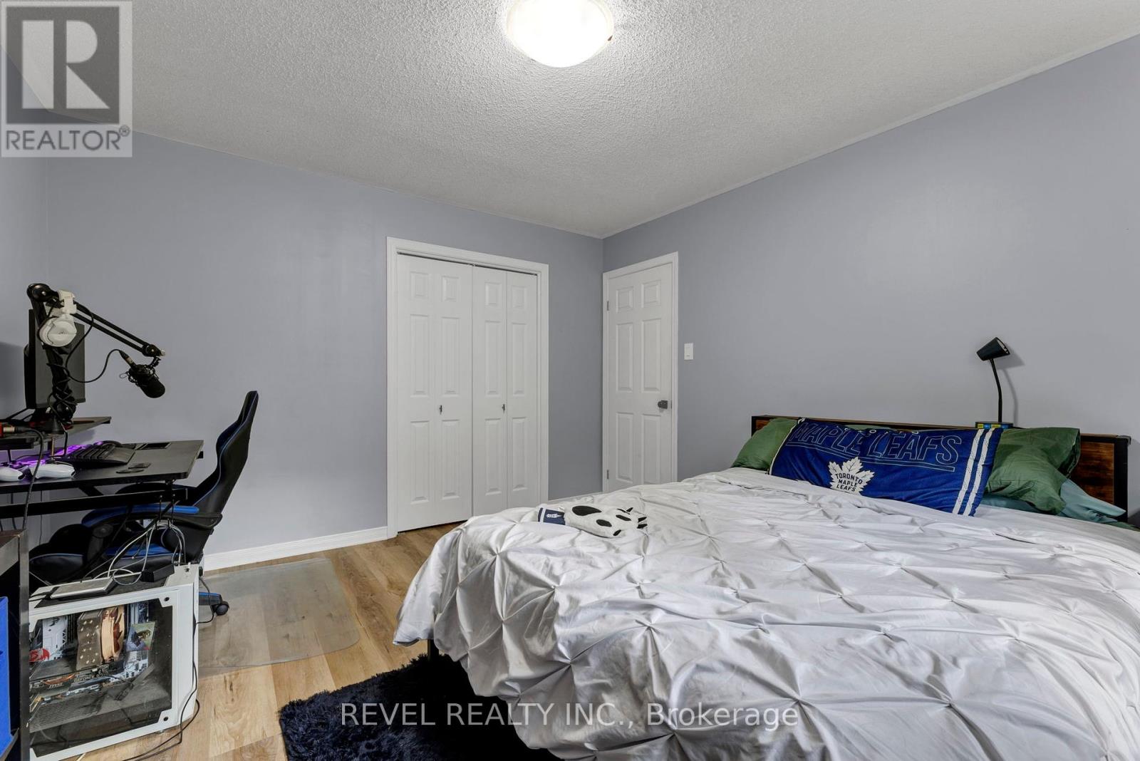 46 Royal Estate Drive, Kawartha Lakes (Pontypool), Ontario  L0A 1K0 - Photo 37 - X12343983