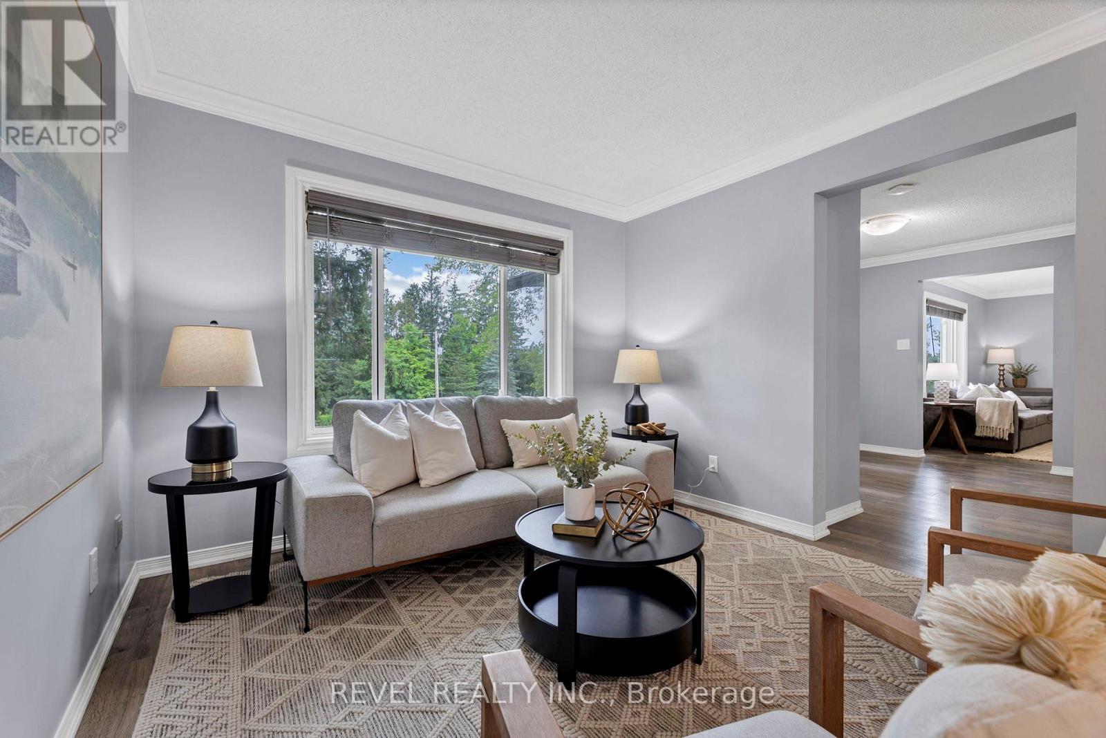 46 Royal Estate Drive, Kawartha Lakes (Pontypool), Ontario  L0A 1K0 - Photo 8 - X12343983