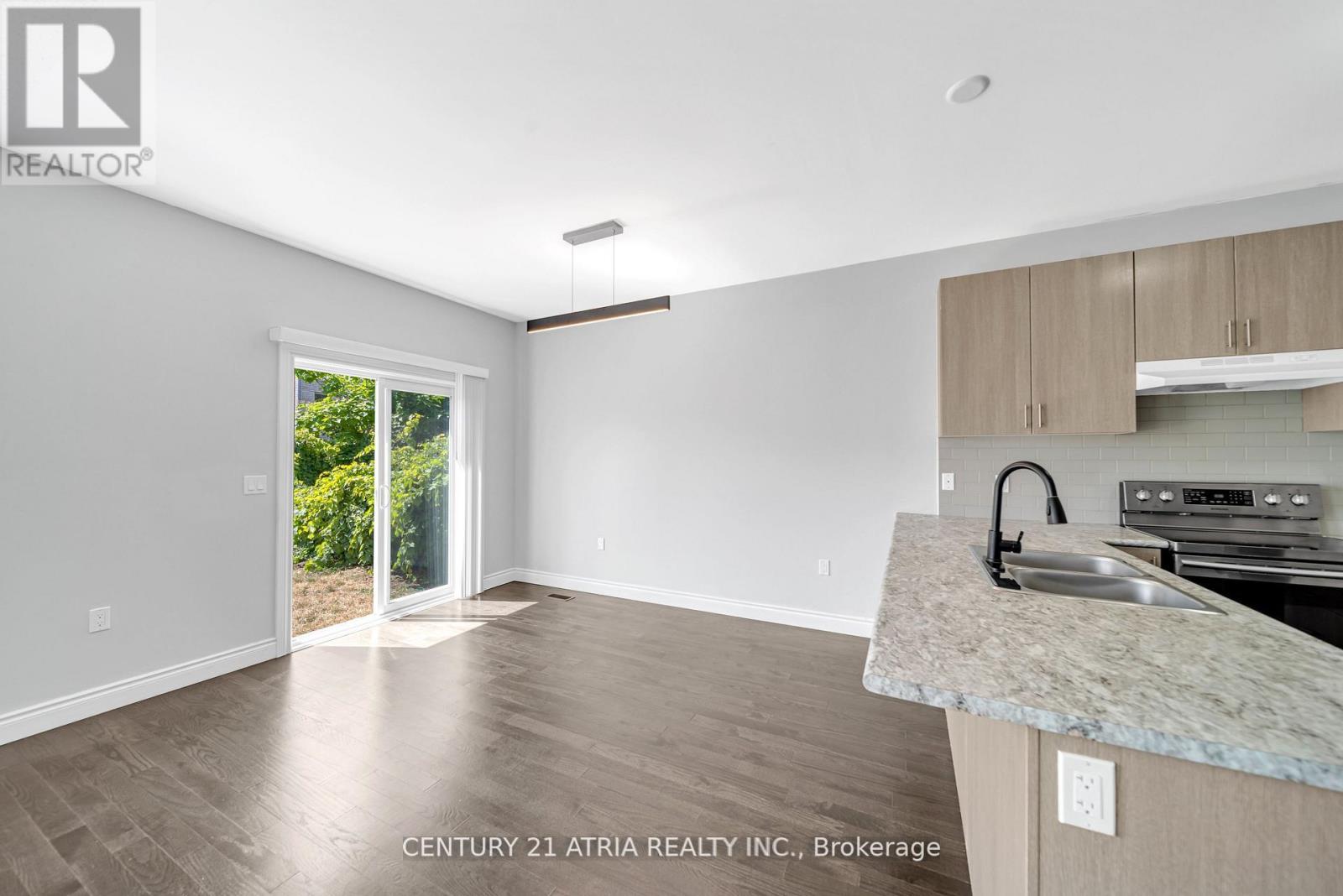 793 Spillsbury Drive, Peterborough West (South), Ontario  K9K 1K9 - Photo 15 - X12343740