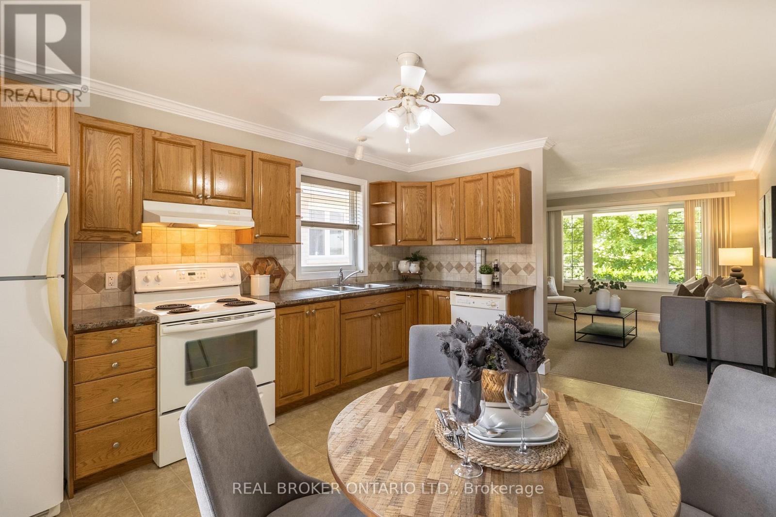 178 Mclaughlin Road, Kawartha Lakes (Lindsay), Ontario  K9V 6L8 - Photo 10 - X12344031