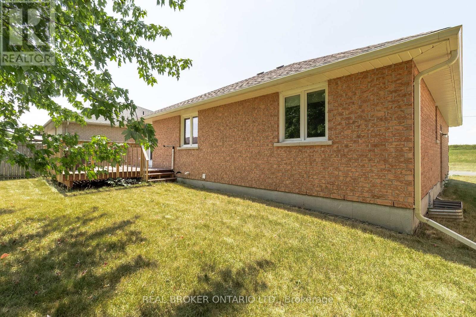 178 Mclaughlin Road, Kawartha Lakes (Lindsay), Ontario  K9V 6L8 - Photo 20 - X12344031