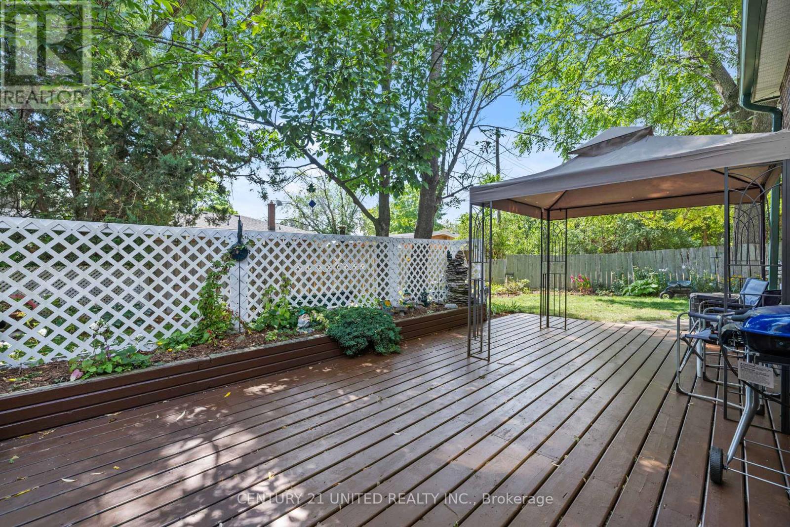291 Sunset Boulevard, Peterborough North (South), Ontario  K9H 5L2 - Photo 24 - X12344037