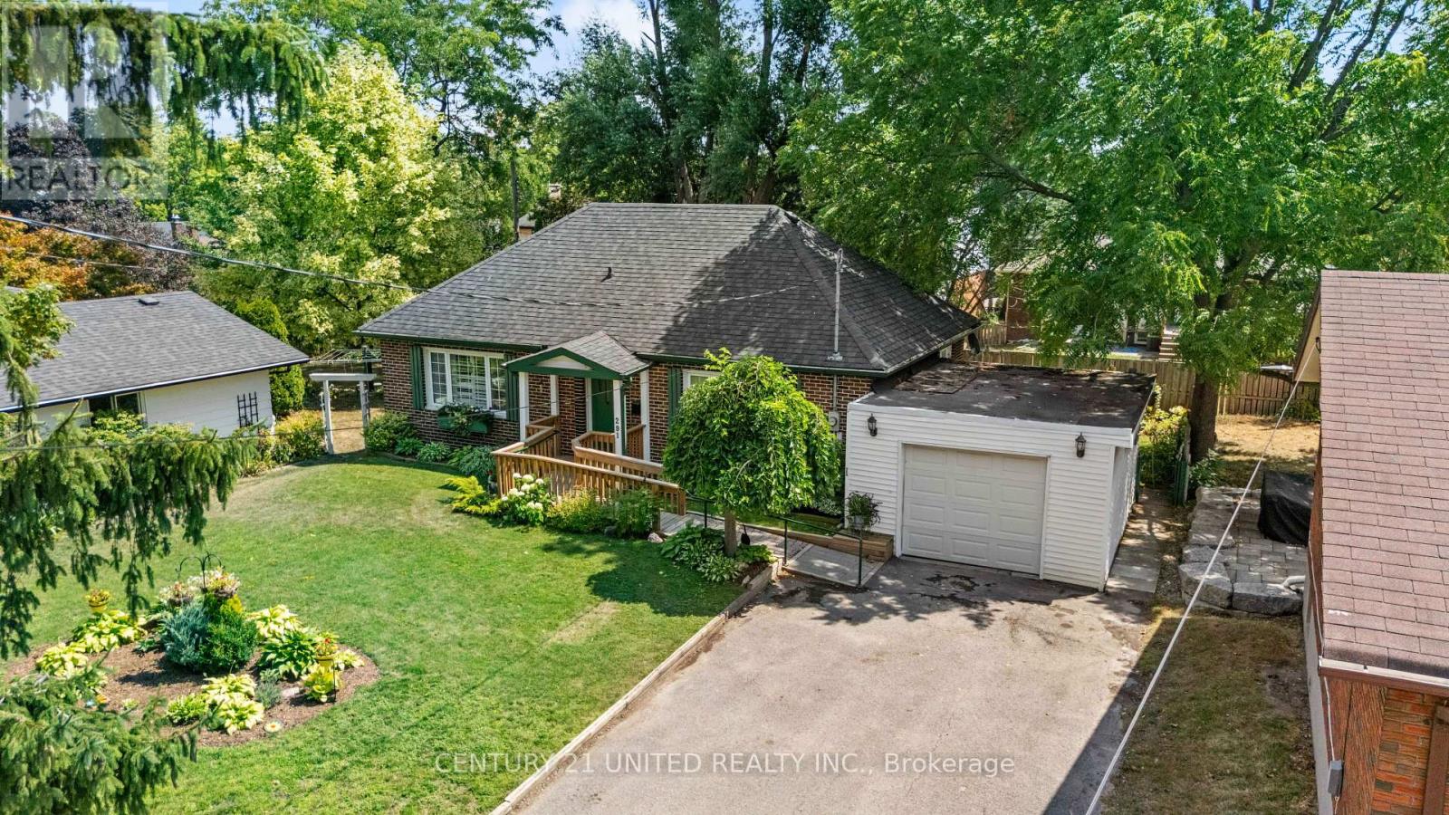 291 Sunset Boulevard, Peterborough North (South), Ontario  K9H 5L2 - Photo 25 - X12344037