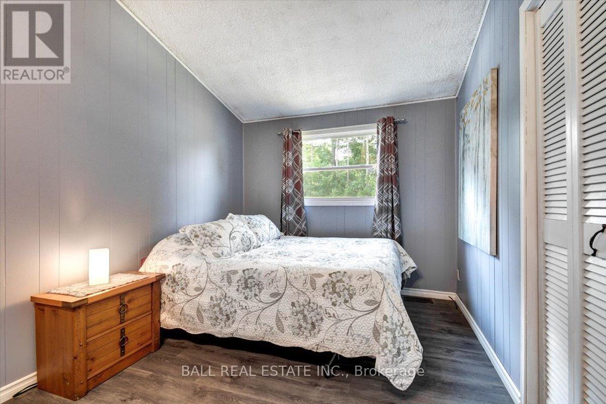 24 Gould Lane, Bancroft (Dungannon Ward), Ontario  K0L 1C0 - Photo 11 - X12344151