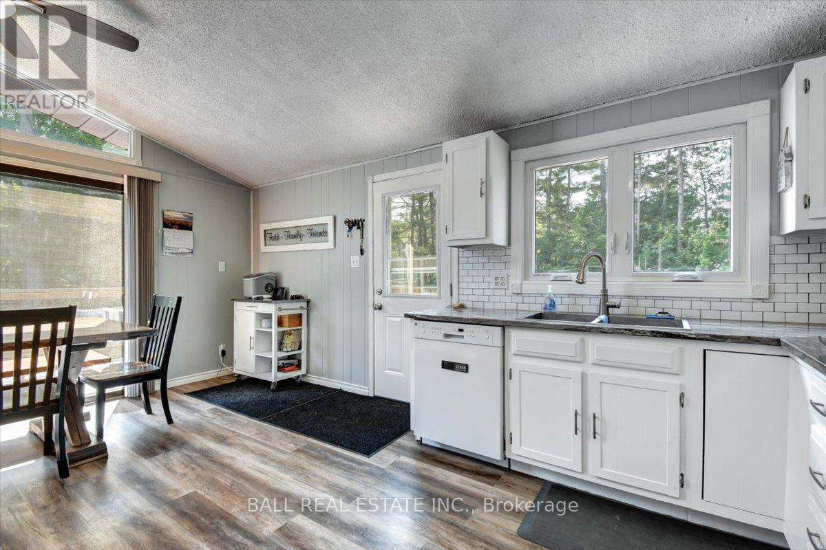 24 Gould Lane, Bancroft (Dungannon Ward), Ontario  K0L 1C0 - Photo 8 - X12344151
