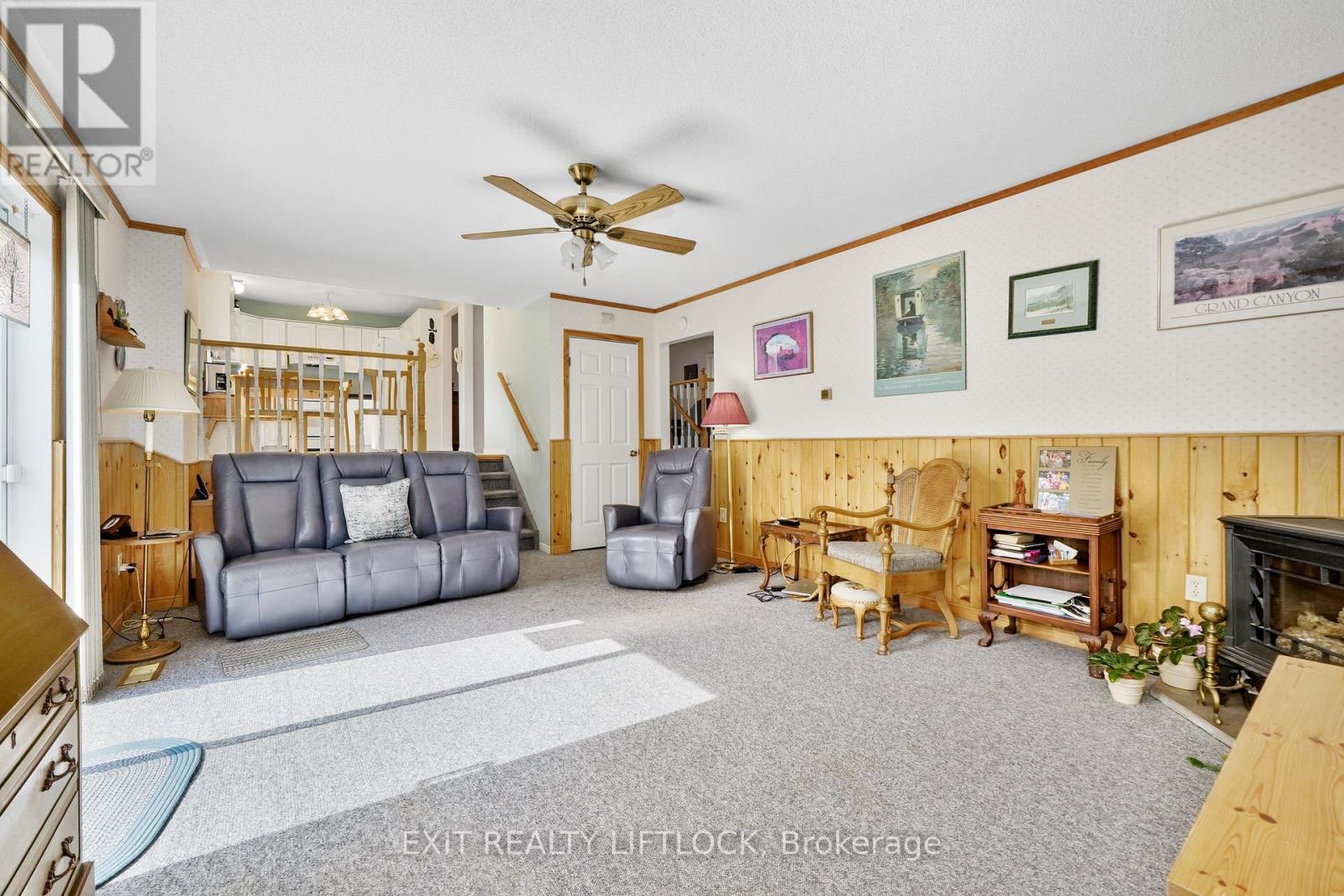 12 Victoria Avenue, Smith-Ennismore-Lakefield (Lakefield), Ontario  K0L 2H0 - Photo 14 - X12344256