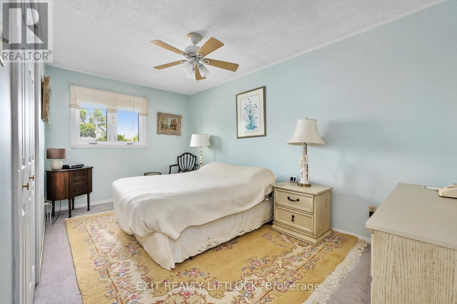 12 Victoria Avenue, Smith-Ennismore-Lakefield (Lakefield), Ontario  K0L 2H0 - Photo 16 - X12344256